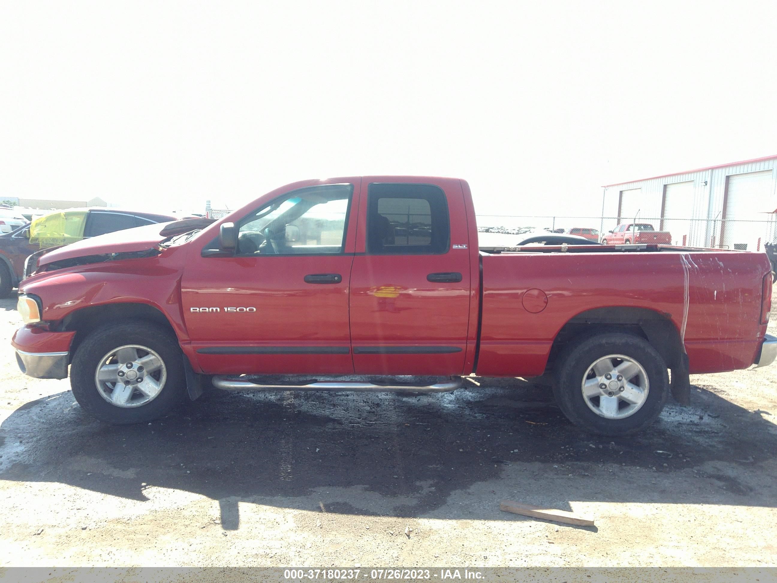 Photo 13 VIN: 3D7HA18Z52G161120 - DODGE RAM 