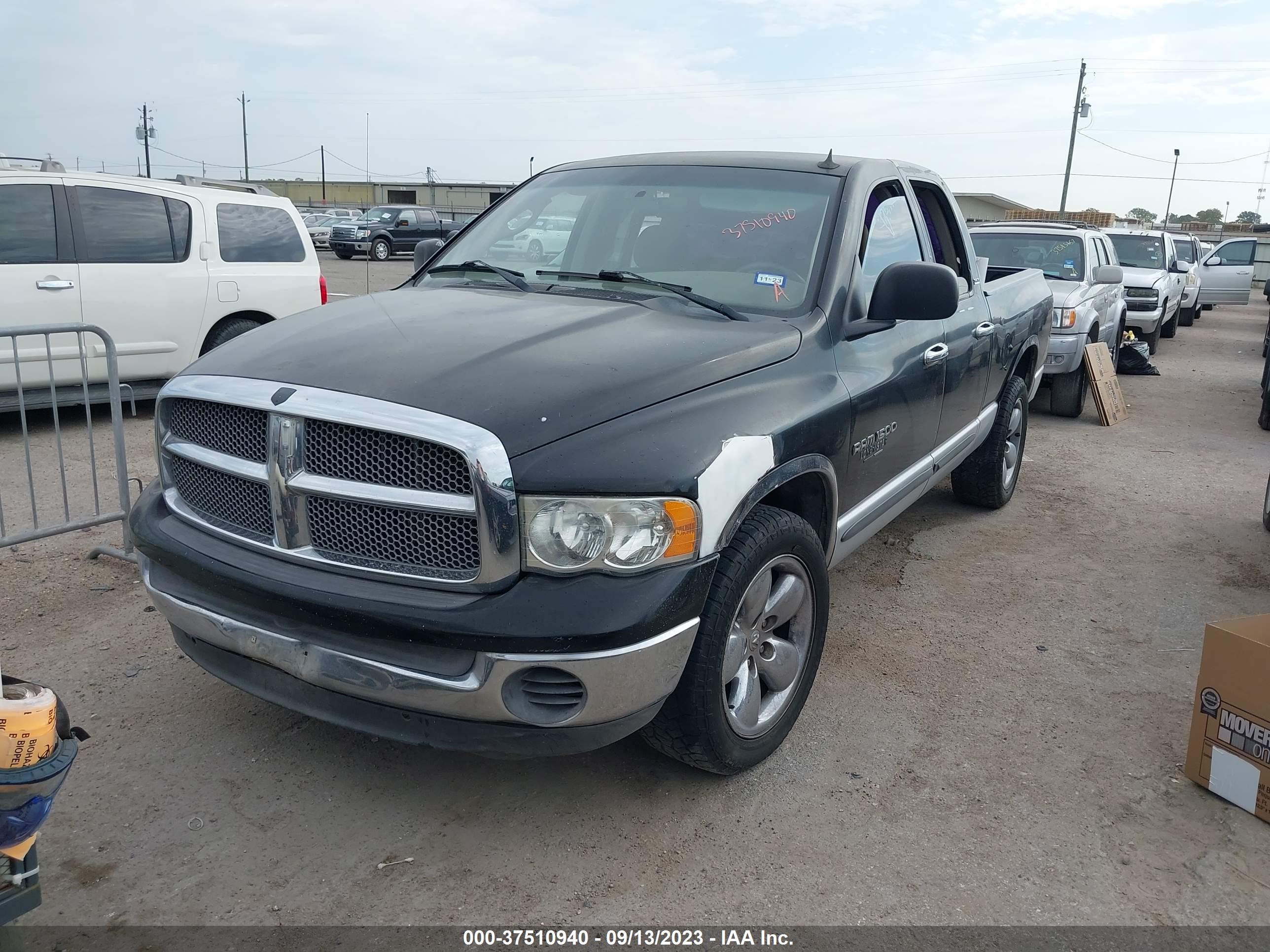 Photo 1 VIN: 3D7HA18Z52G206329 - DODGE RAM 