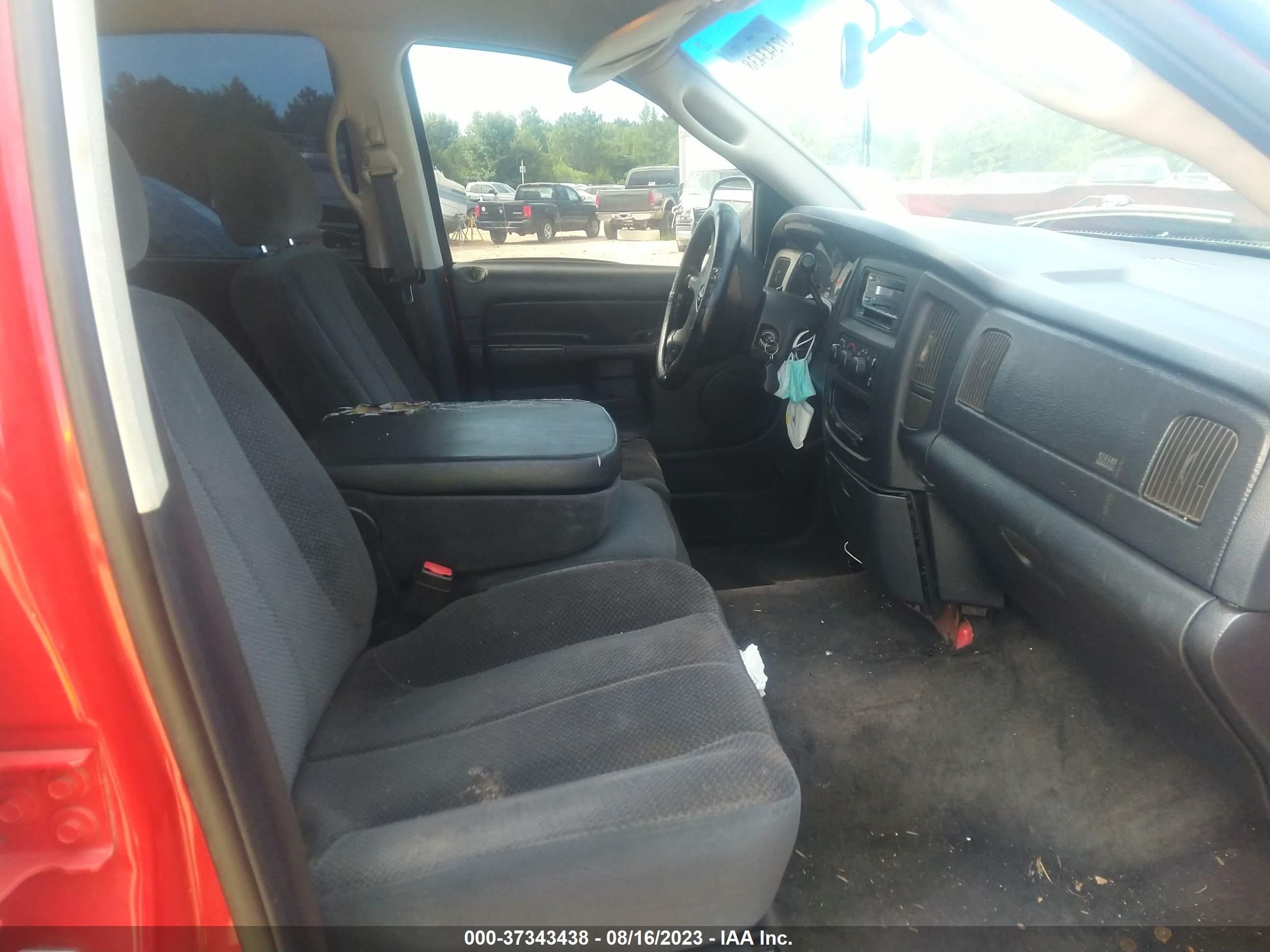 Photo 4 VIN: 3D7HA18Z62G174667 - DODGE RAM 