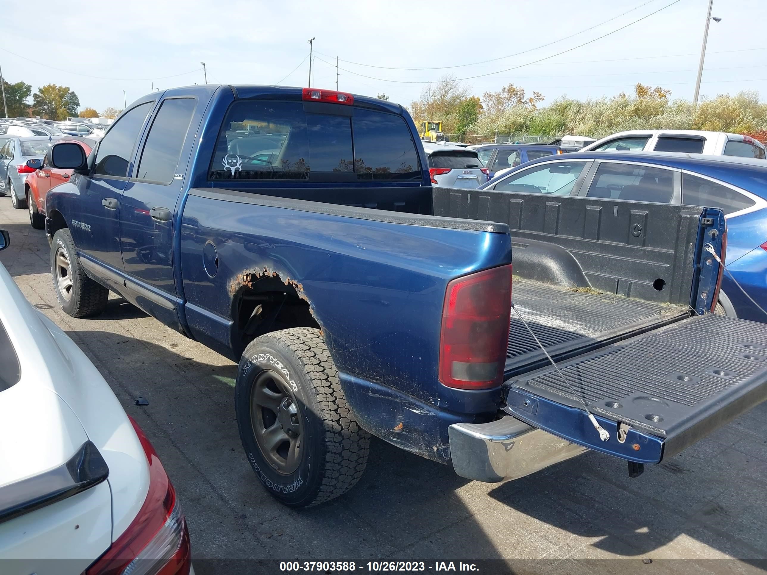 Photo 2 VIN: 3D7HU18Z62G128344 - DODGE RAM 