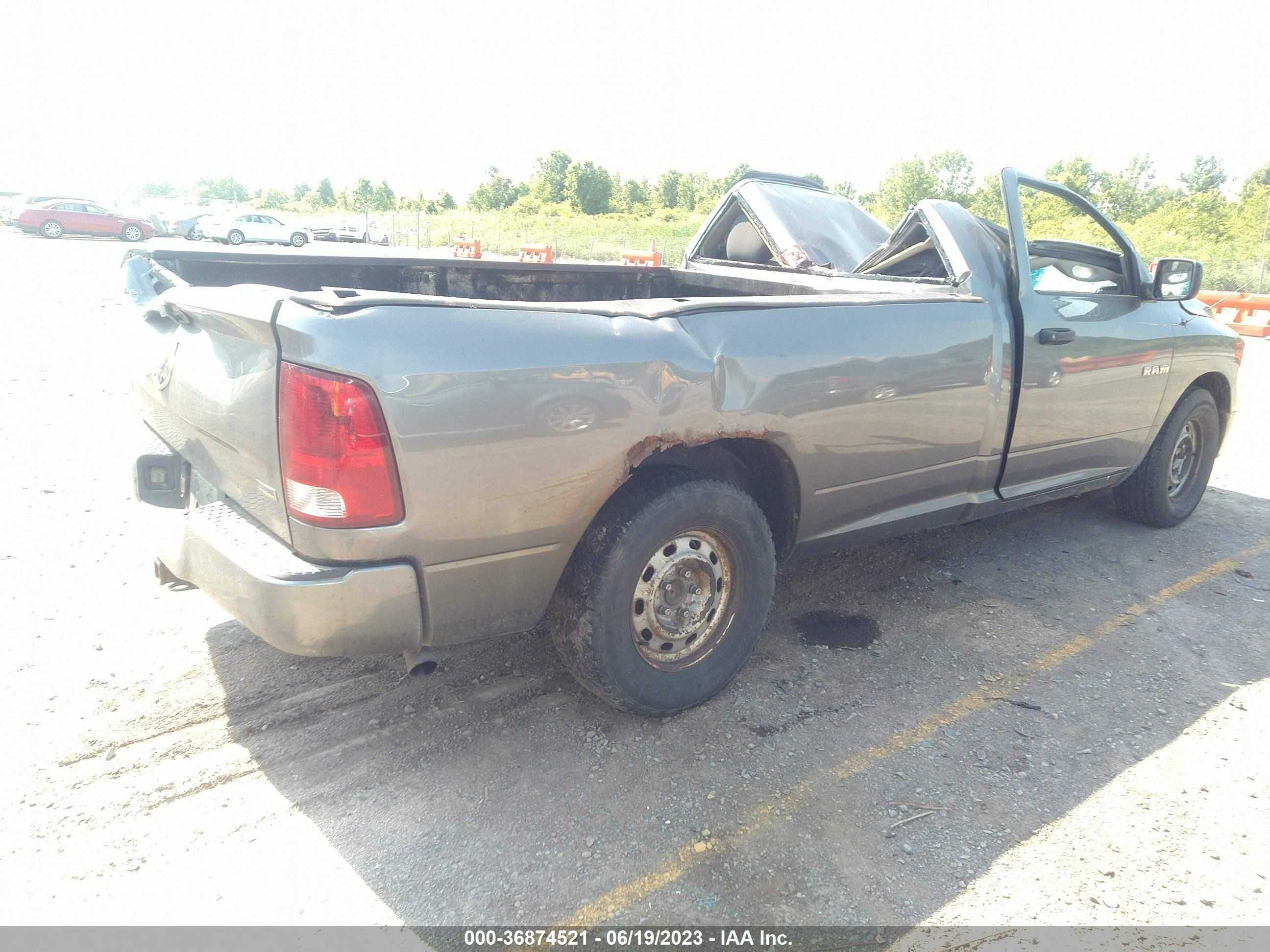 Photo 3 VIN: 3D7JB1EP2AG165321 - DODGE RAM 