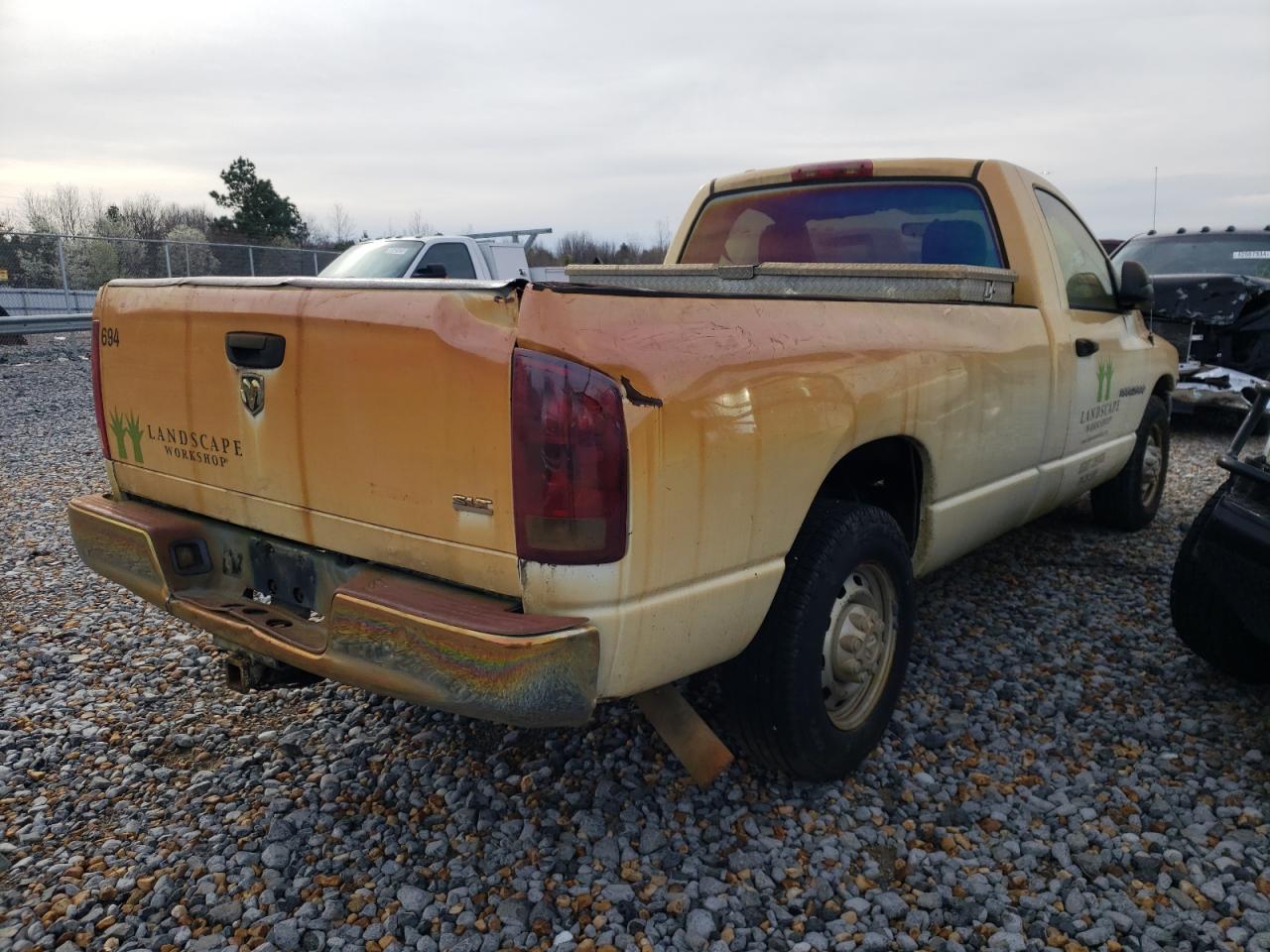 Photo 3 VIN: 3D7KA26C94G187605 - DODGE RAM 