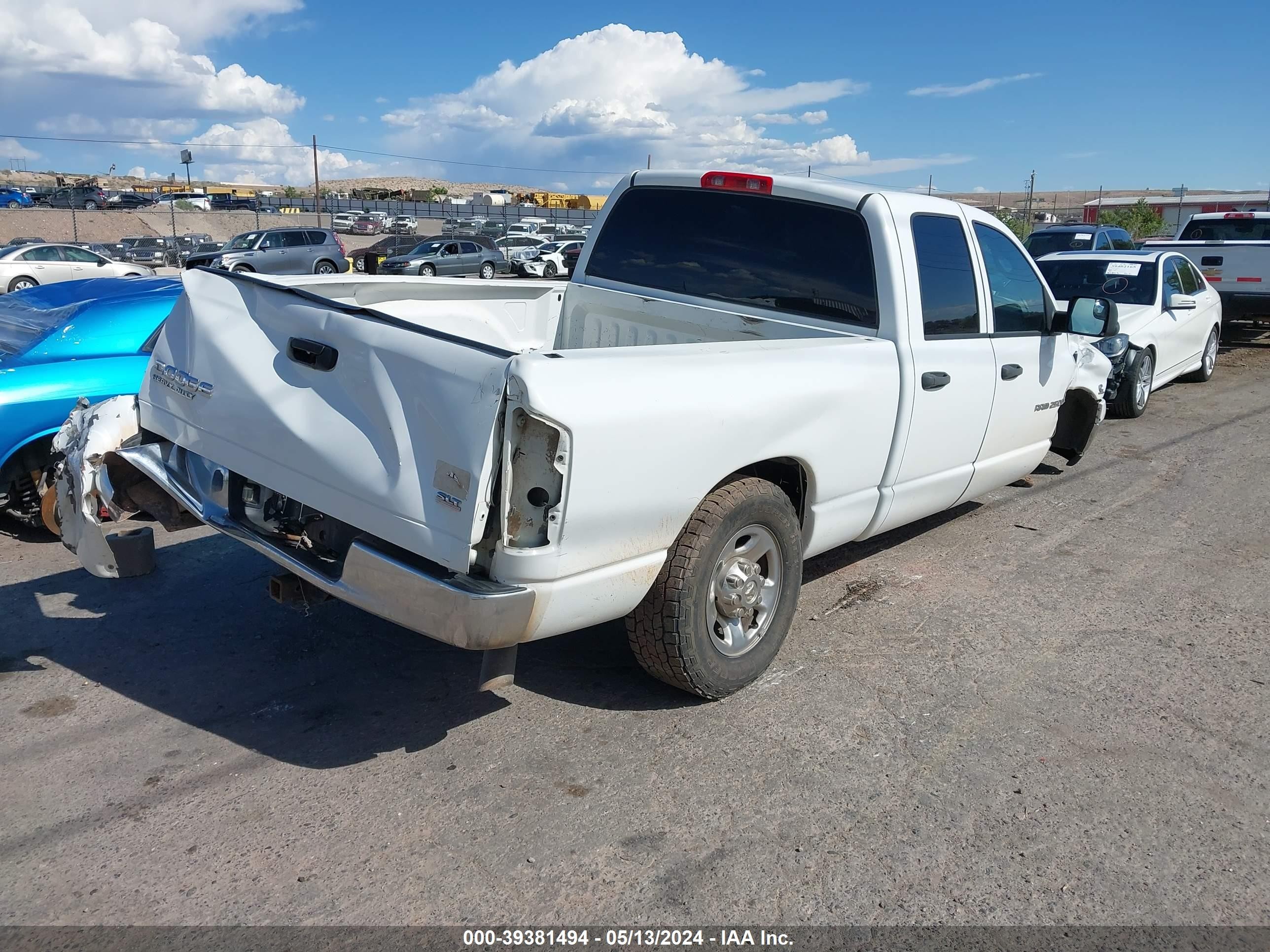 Photo 3 VIN: 3D7KA28624G131044 - DODGE RAM 