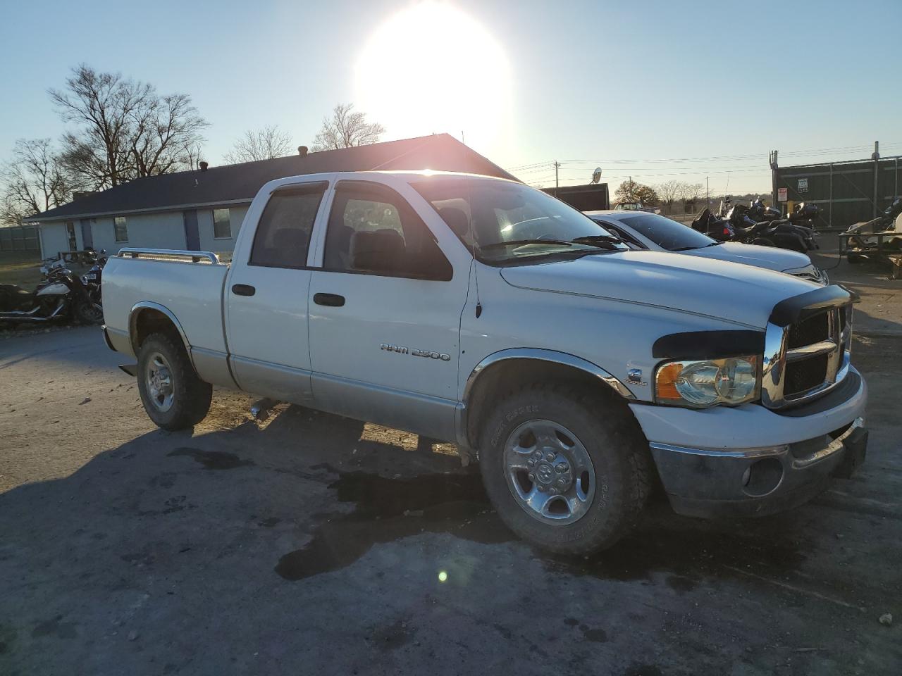 Photo 3 VIN: 3D7KA28C24G130840 - DODGE RAM 