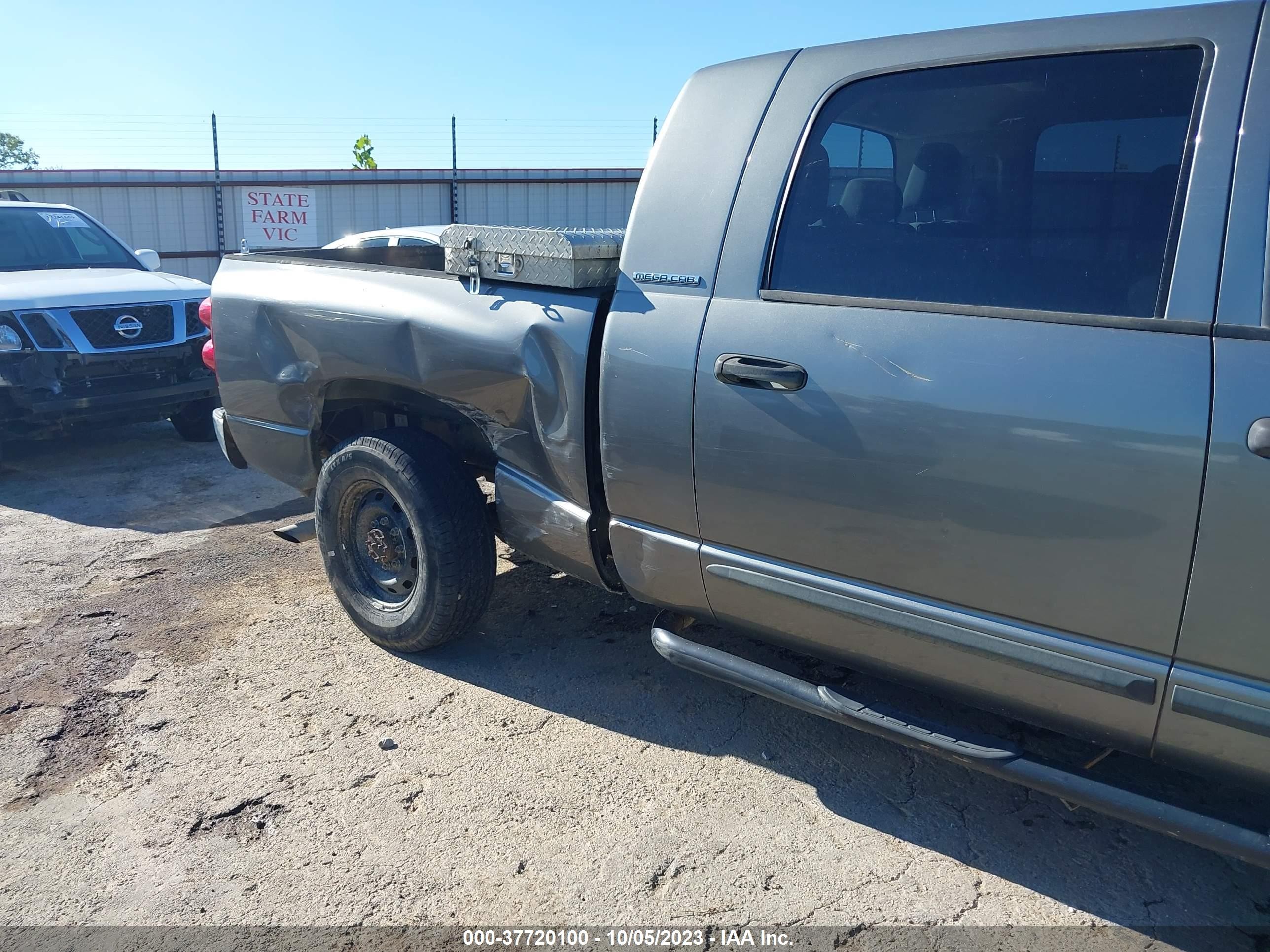 Photo 5 VIN: 3D7KR19D07G751900 - DODGE RAM 