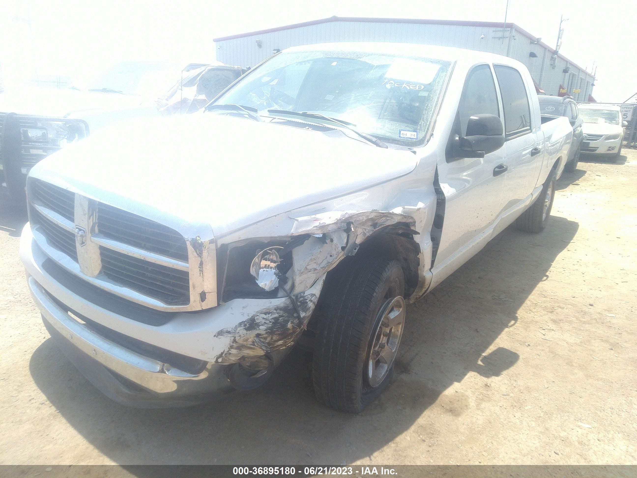 Photo 5 VIN: 3D7KR19D48G210852 - DODGE RAM 