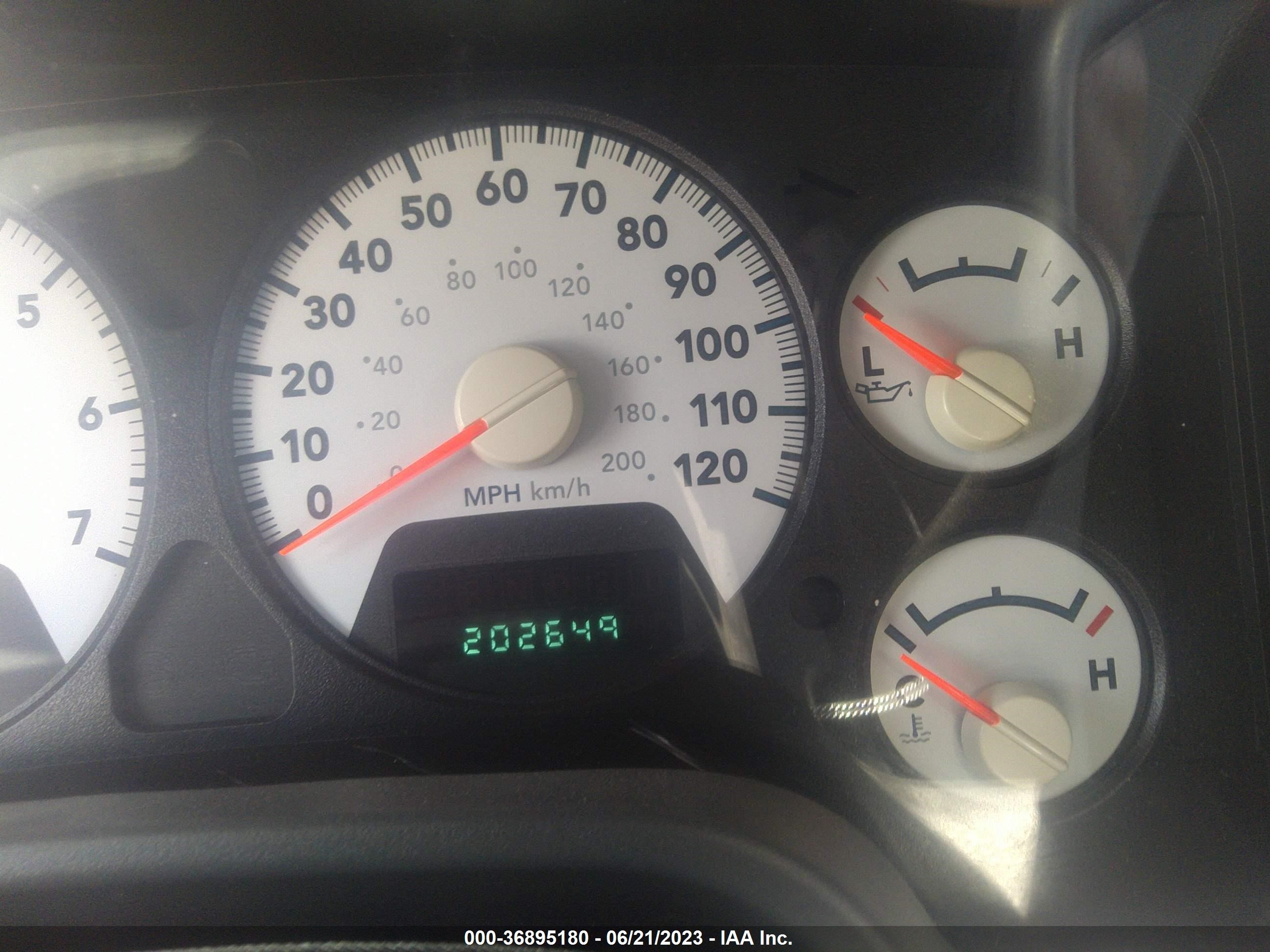 Photo 6 VIN: 3D7KR19D48G210852 - DODGE RAM 