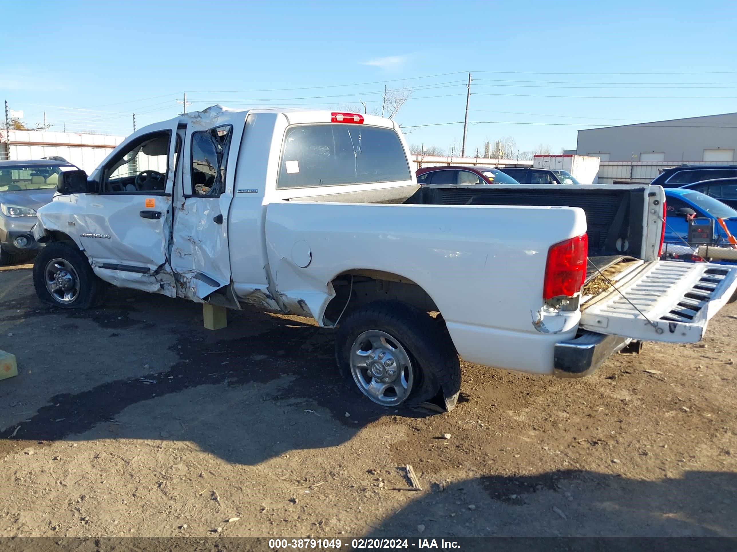 Photo 2 VIN: 3D7KR19DX6G198722 - DODGE RAM 