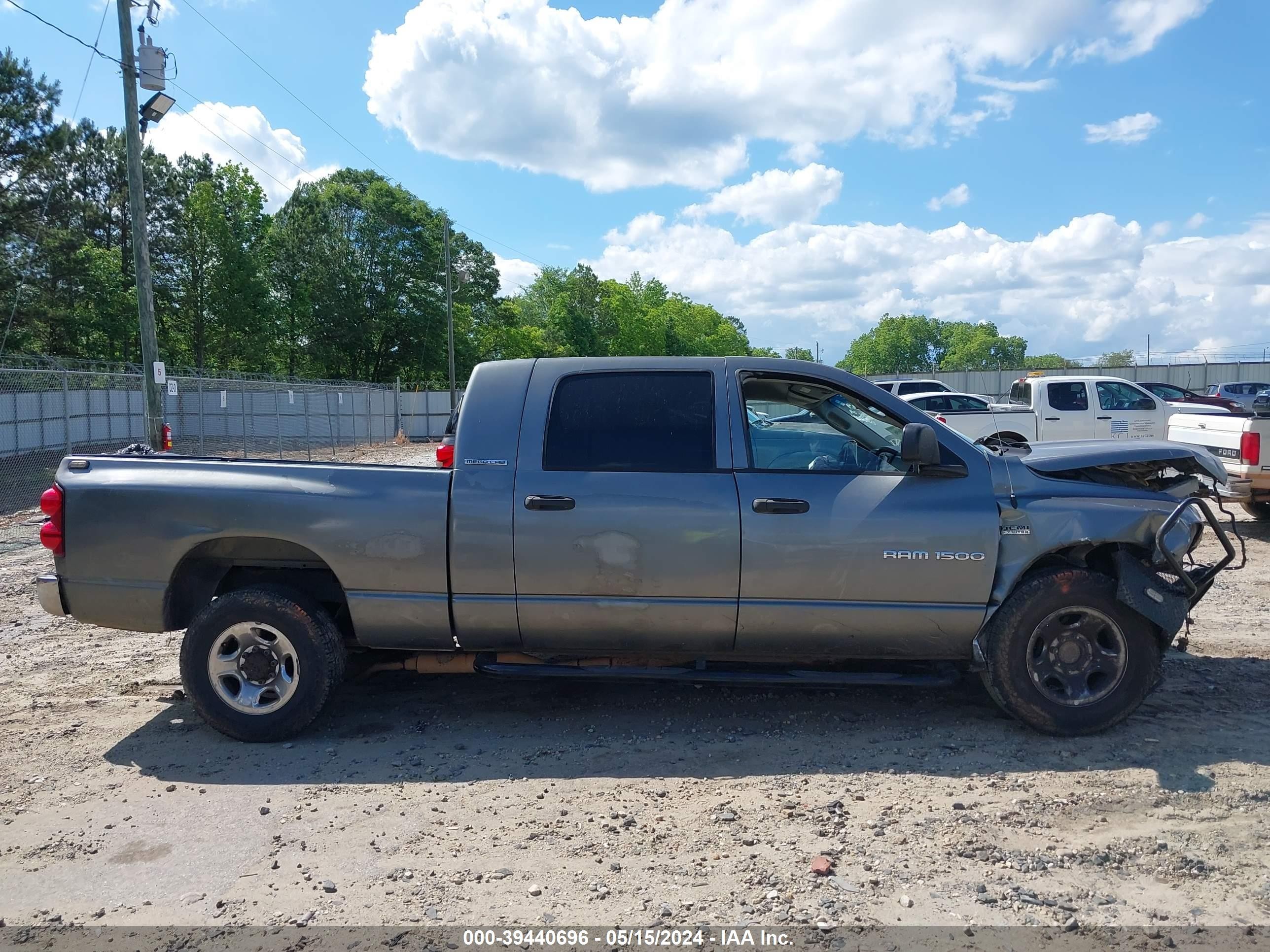 Photo 12 VIN: 3D7KR19DX7G784452 - DODGE RAM 