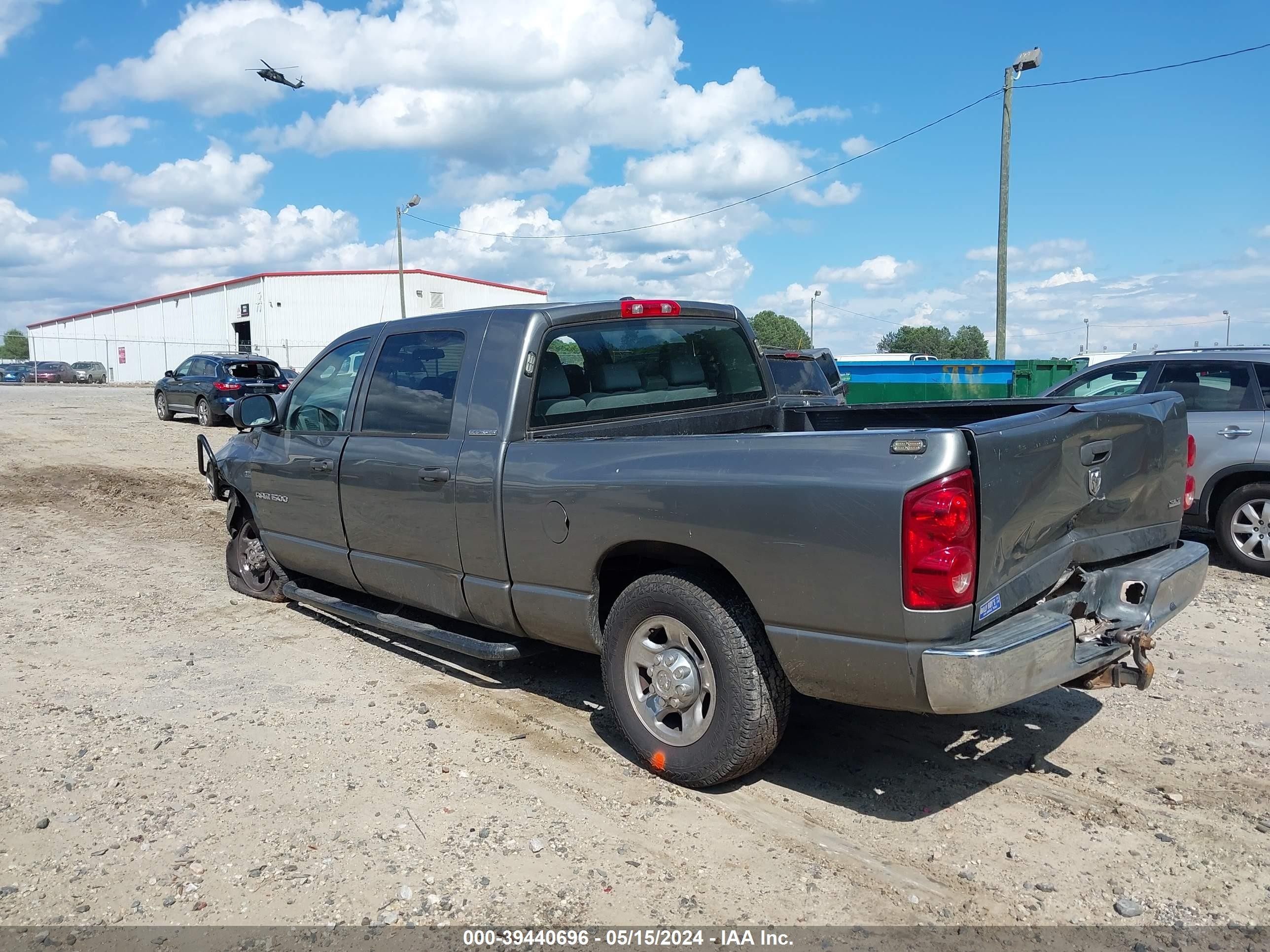 Photo 2 VIN: 3D7KR19DX7G784452 - DODGE RAM 