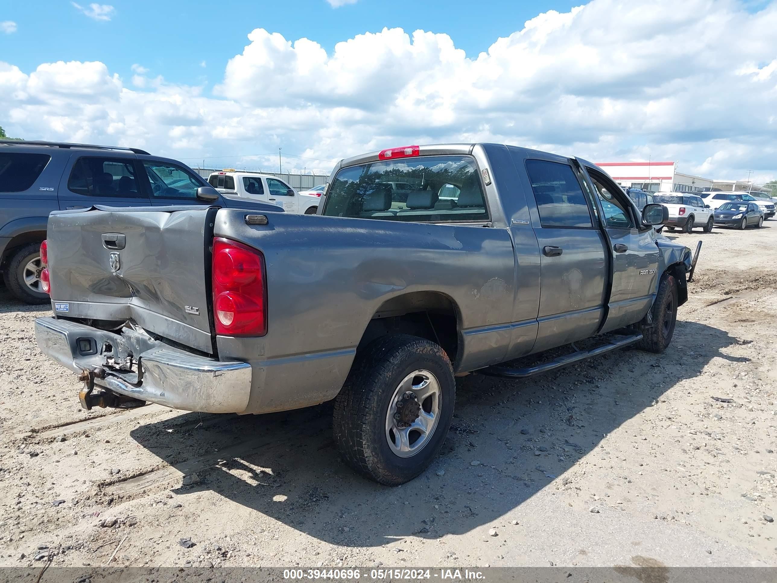 Photo 3 VIN: 3D7KR19DX7G784452 - DODGE RAM 