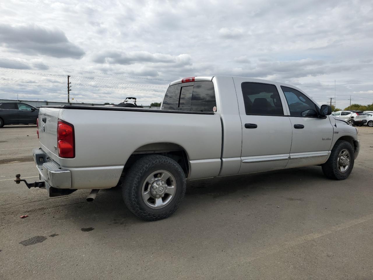 Photo 2 VIN: 3D7KR19DX8G126616 - DODGE RAM 