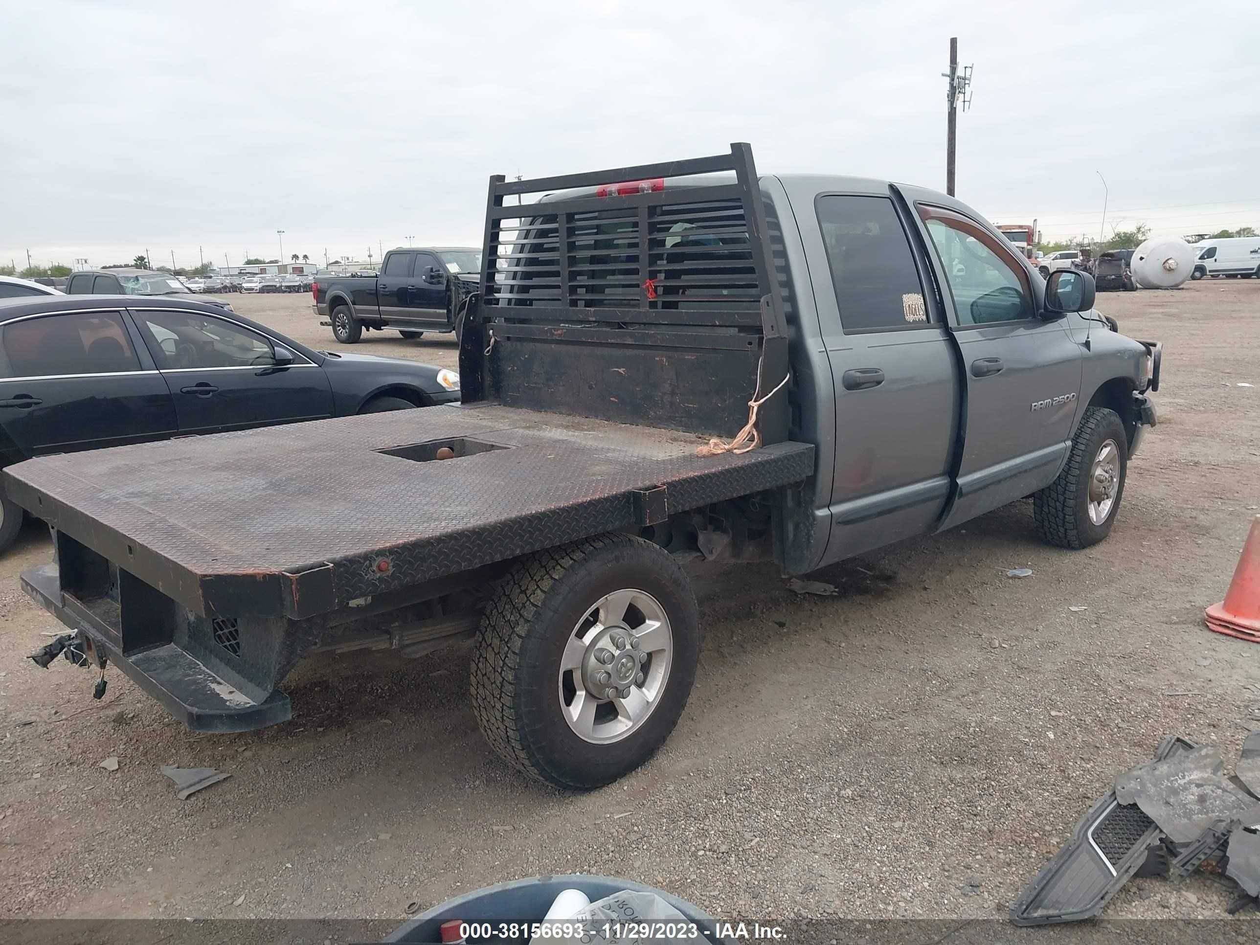 Photo 3 VIN: 3D7KR28D45G757770 - DODGE RAM 