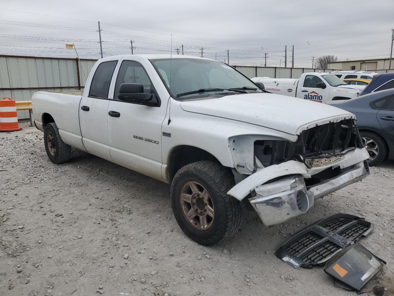 Photo 3 VIN: 3D7KR28D86G224628 - DODGE RAM 