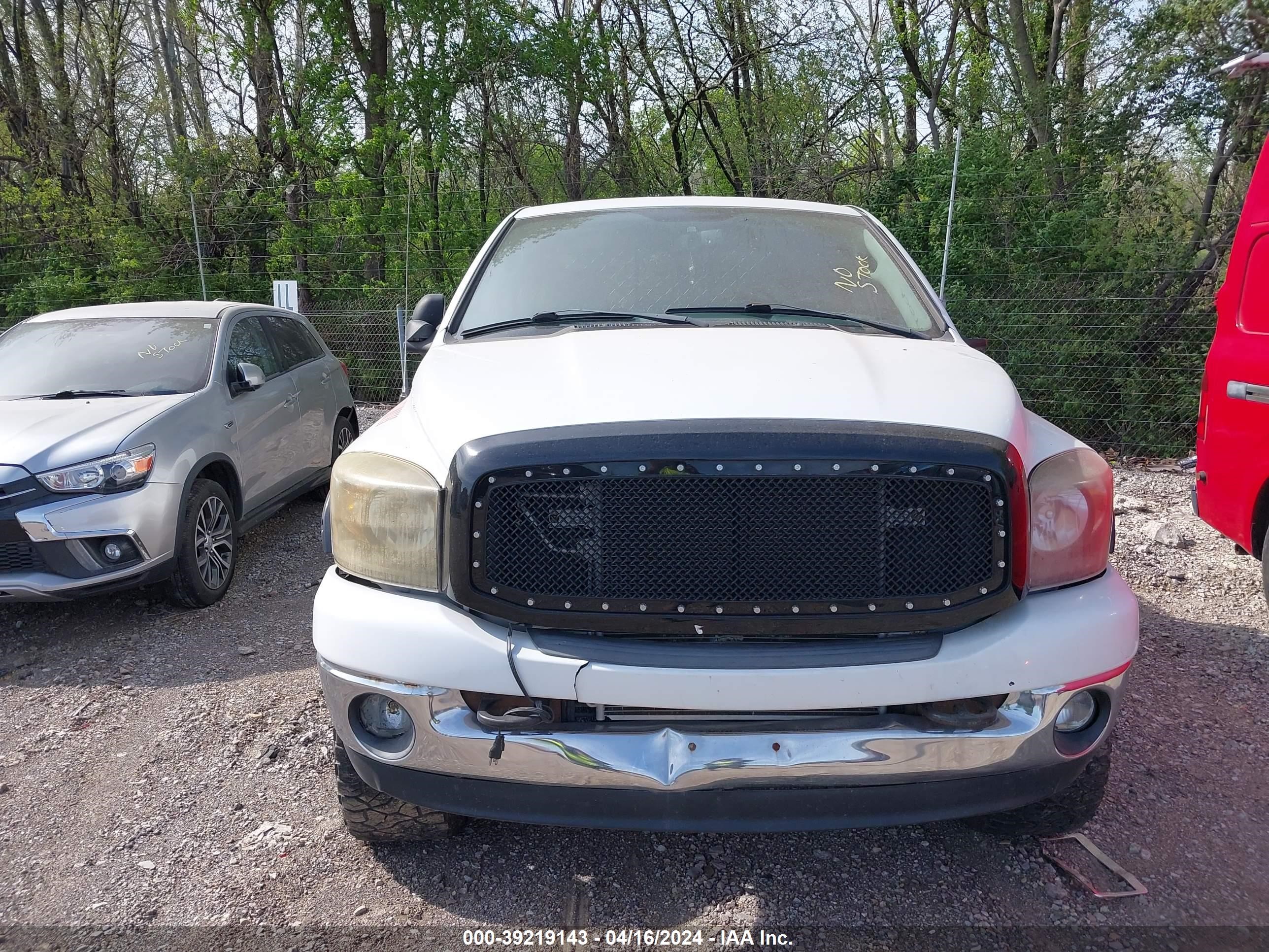 Photo 5 VIN: 3D7KS28A88G180546 - DODGE RAM 