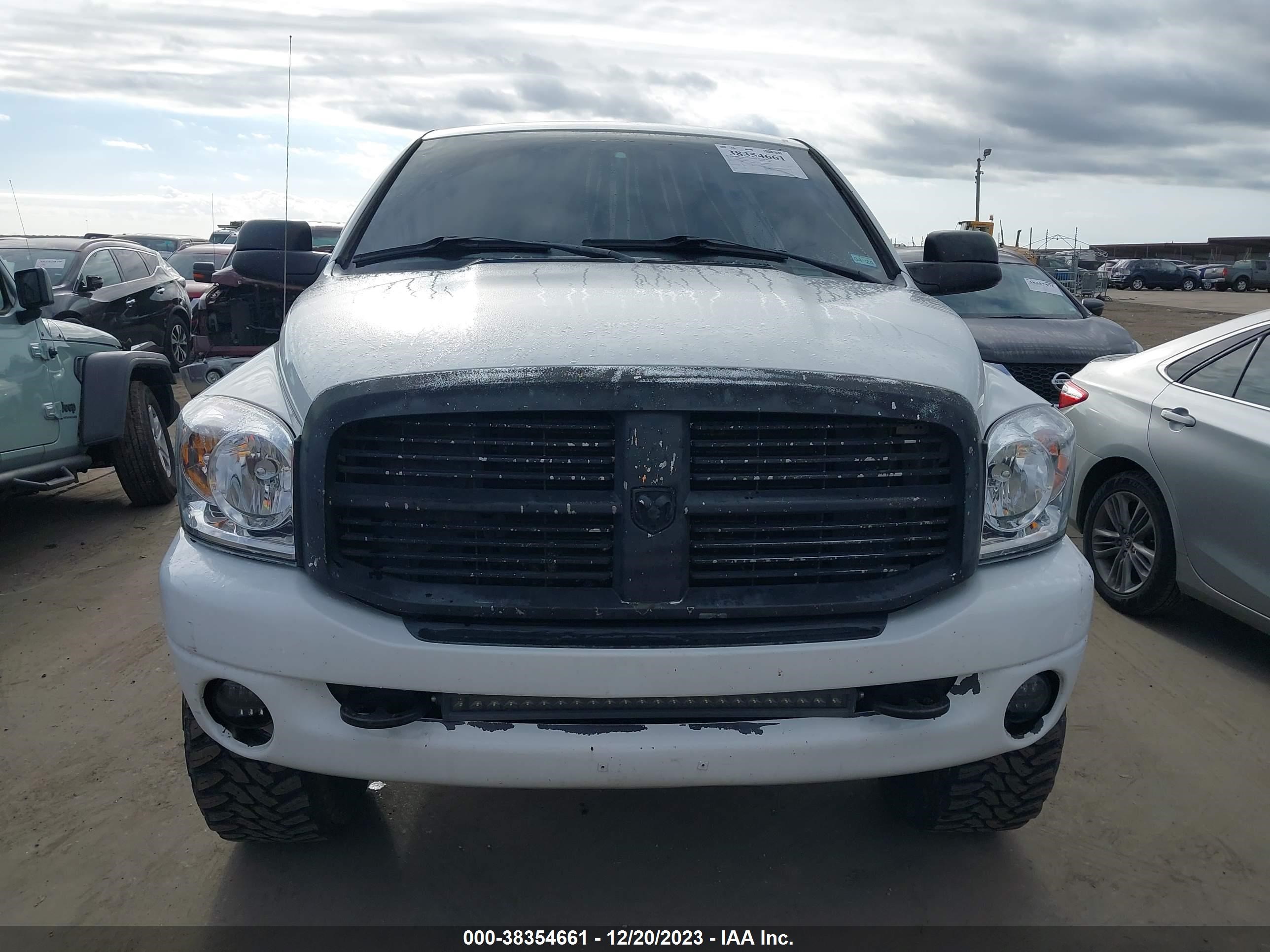 Photo 11 VIN: 3D7KS28AX8G180452 - DODGE RAM 