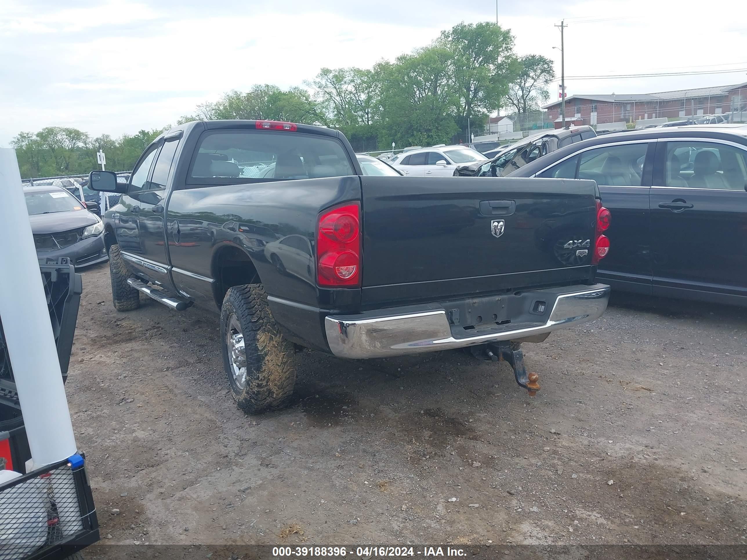 Photo 2 VIN: 3D7KS28C37G755412 - DODGE RAM 