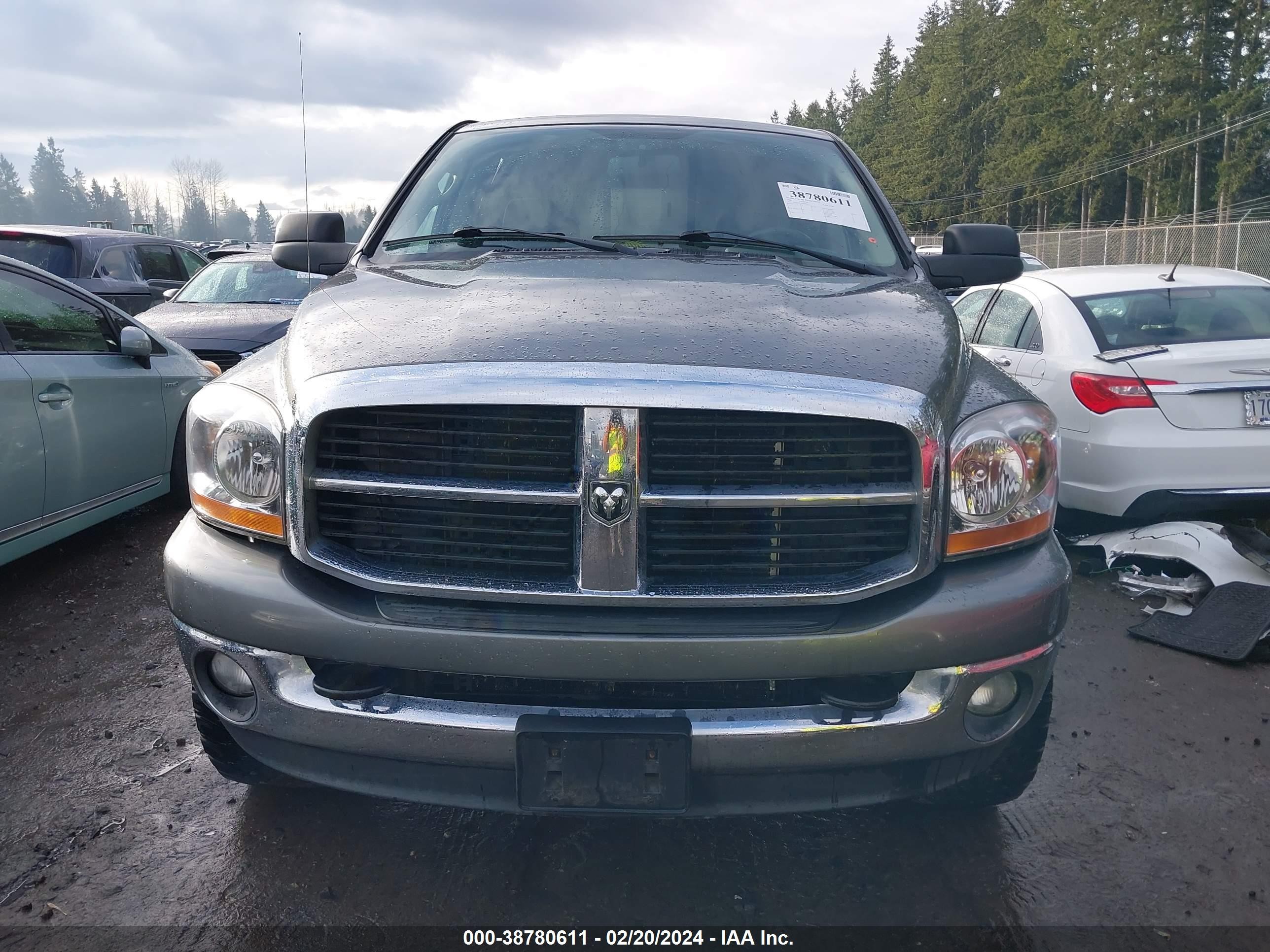 Photo 11 VIN: 3D7KS28C66G280675 - DODGE RAM 