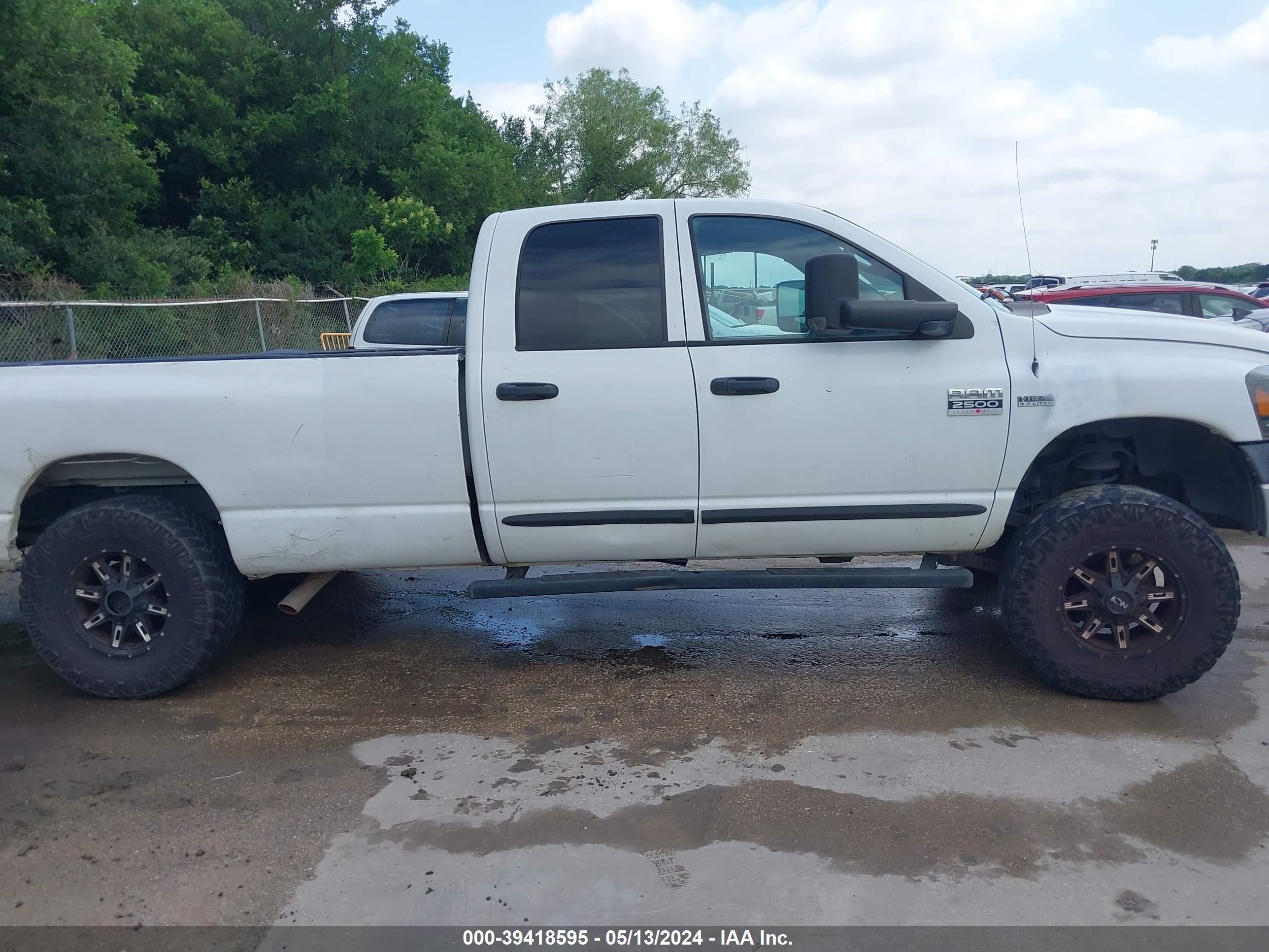 Photo 11 VIN: 3D7KS28D08G222265 - DODGE RAM 