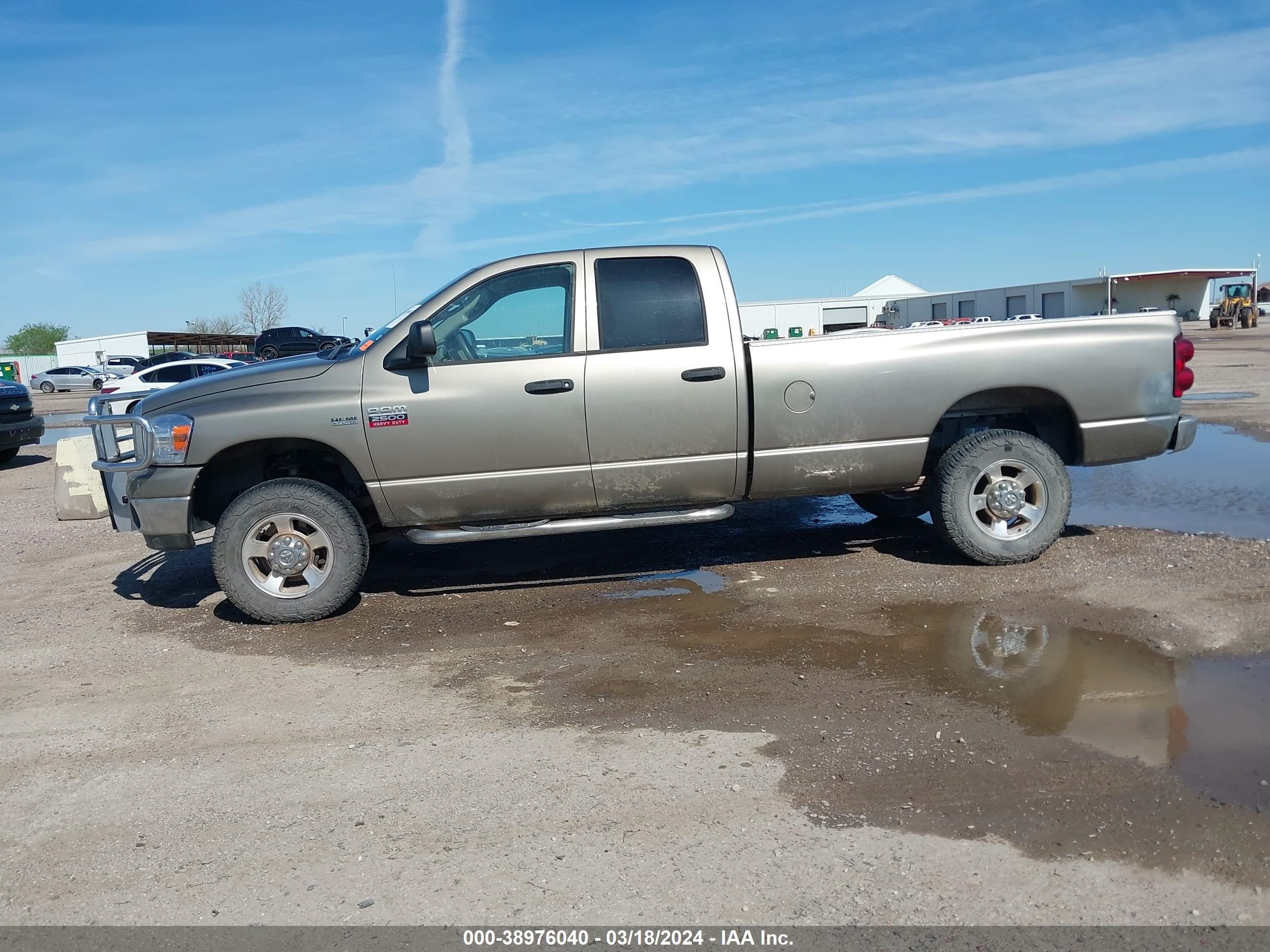 Photo 13 VIN: 3D7KS28D48G180568 - DODGE RAM 