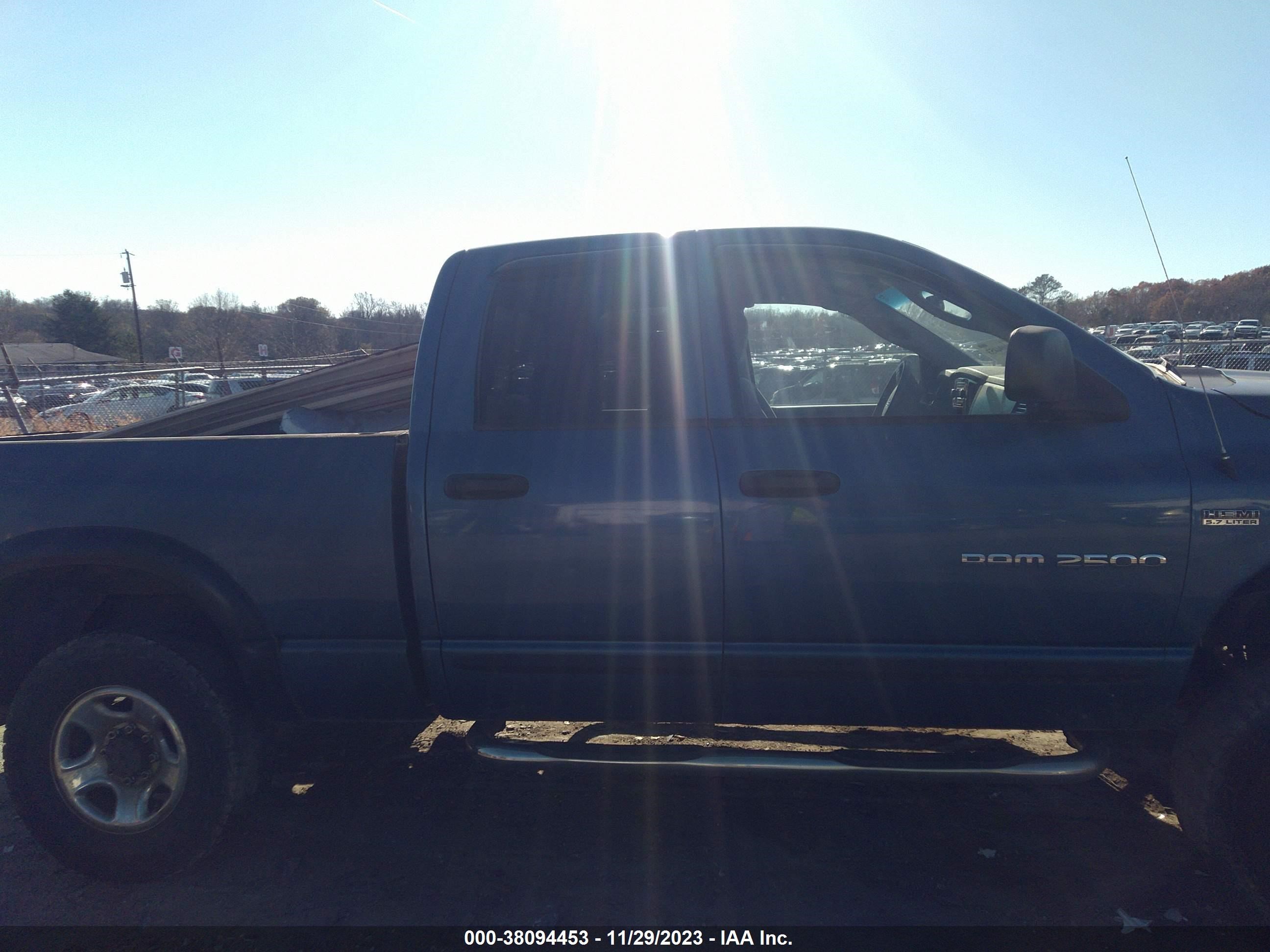 Photo 12 VIN: 3D7KS28DX6G113339 - DODGE RAM 