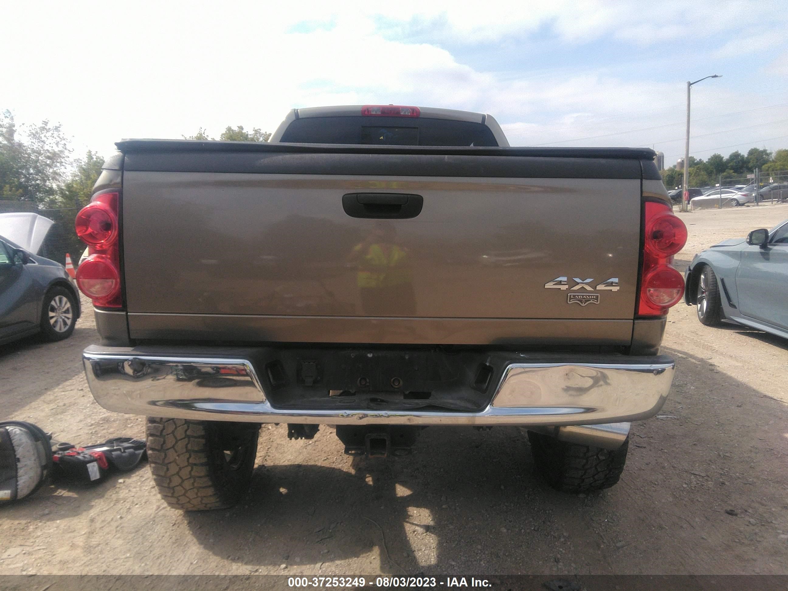 Photo 15 VIN: 3D7KS29A18G224319 - DODGE RAM 