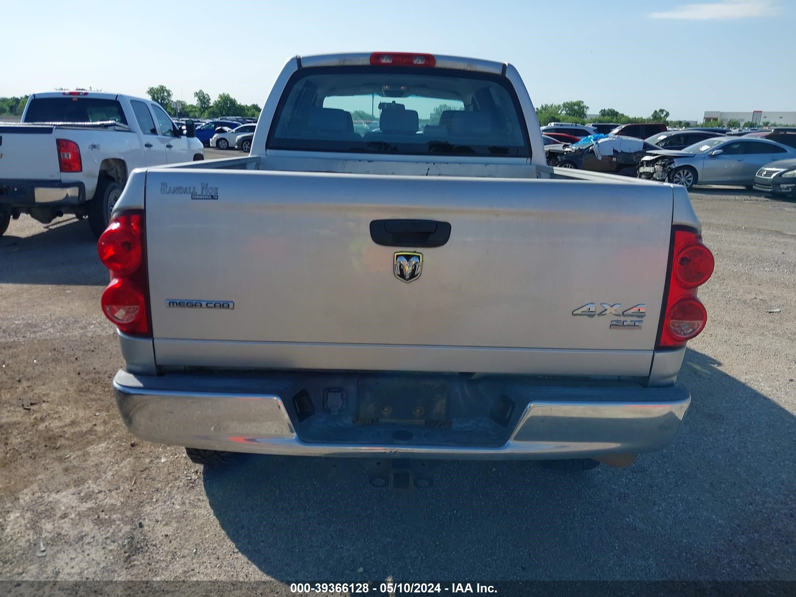 Photo 15 VIN: 3D7KS29A27G795672 - DODGE RAM 