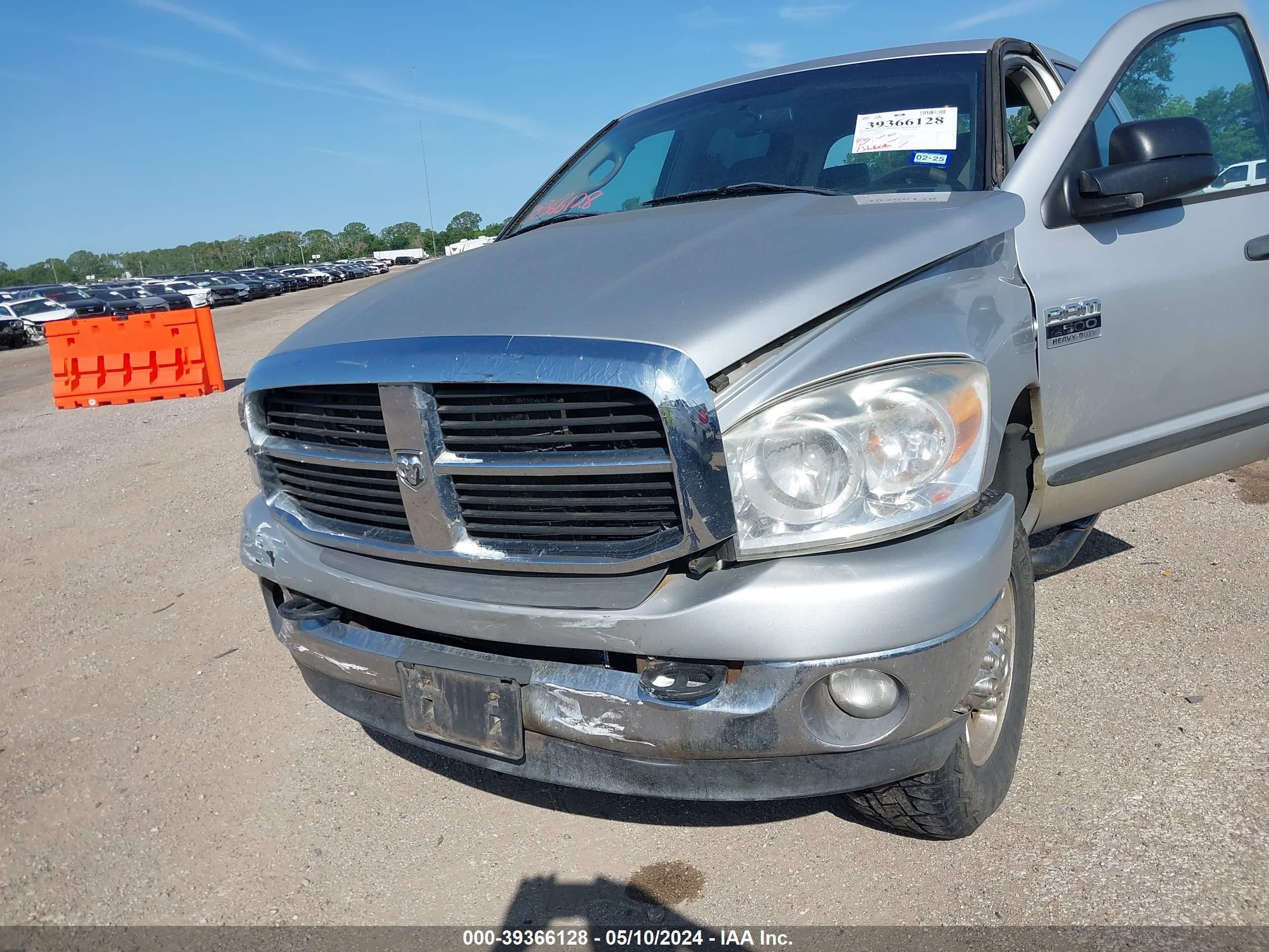 Photo 5 VIN: 3D7KS29A27G795672 - DODGE RAM 