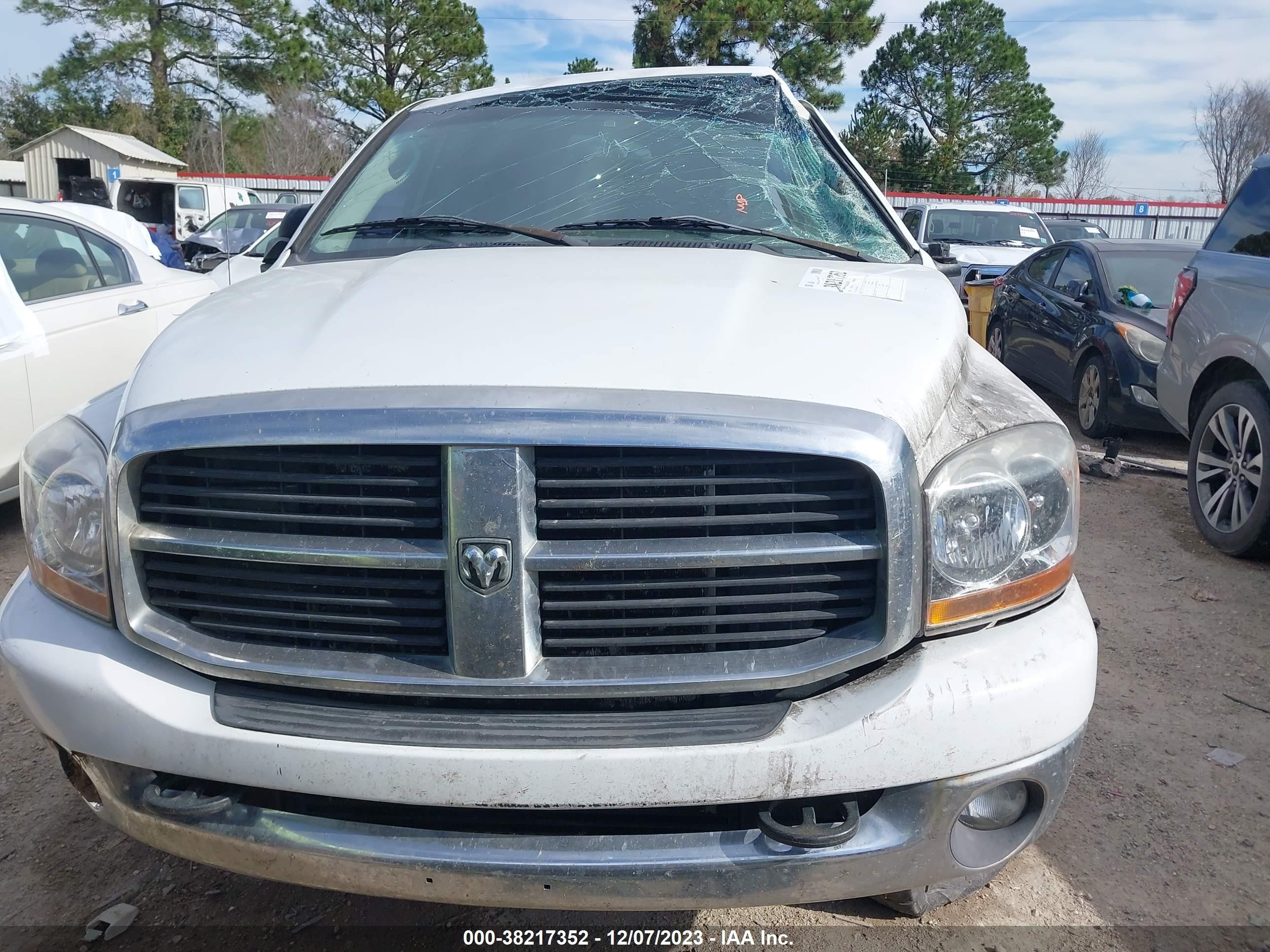 Photo 11 VIN: 3D7KS29C96G168774 - DODGE RAM 