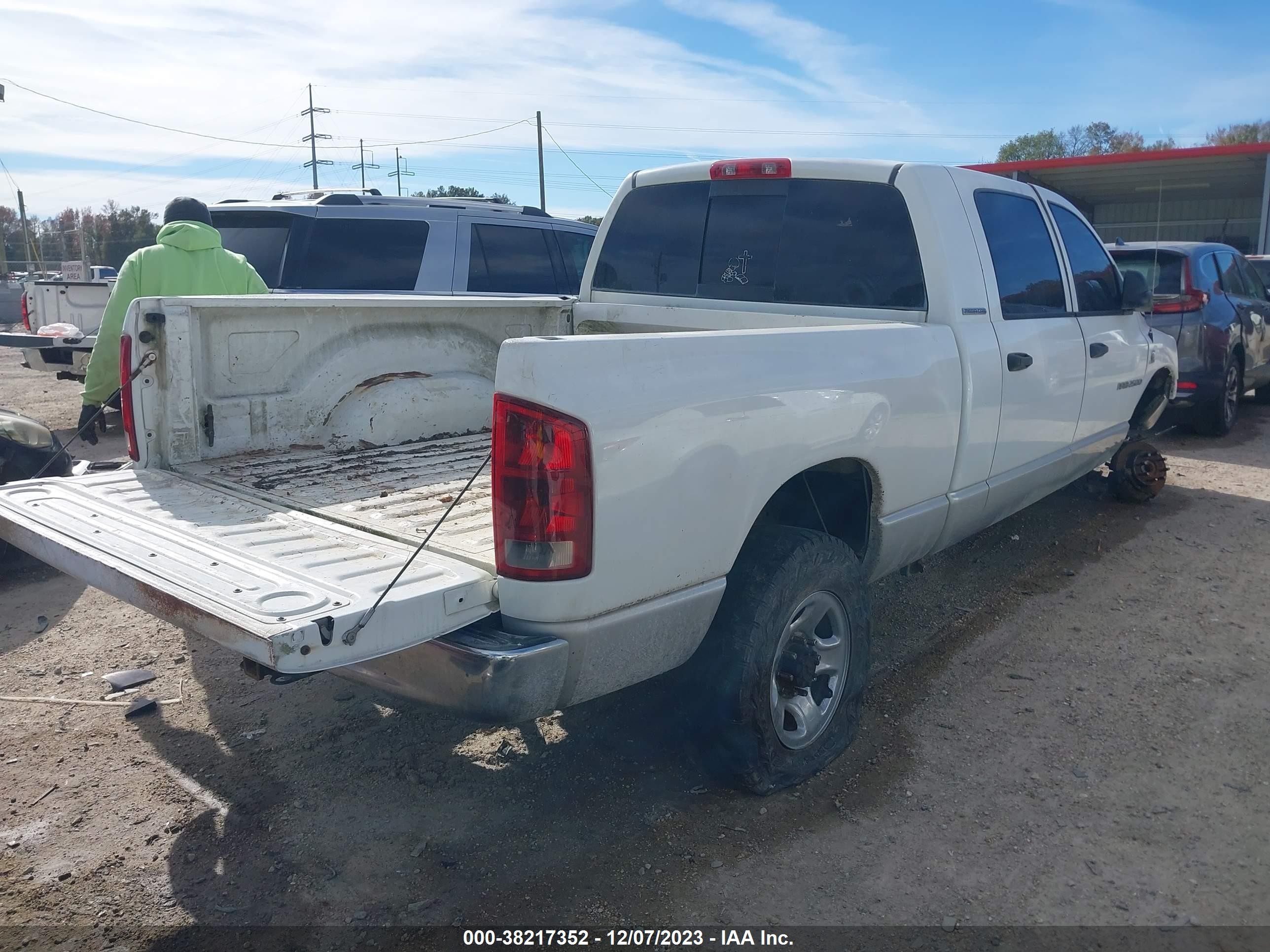 Photo 3 VIN: 3D7KS29C96G168774 - DODGE RAM 