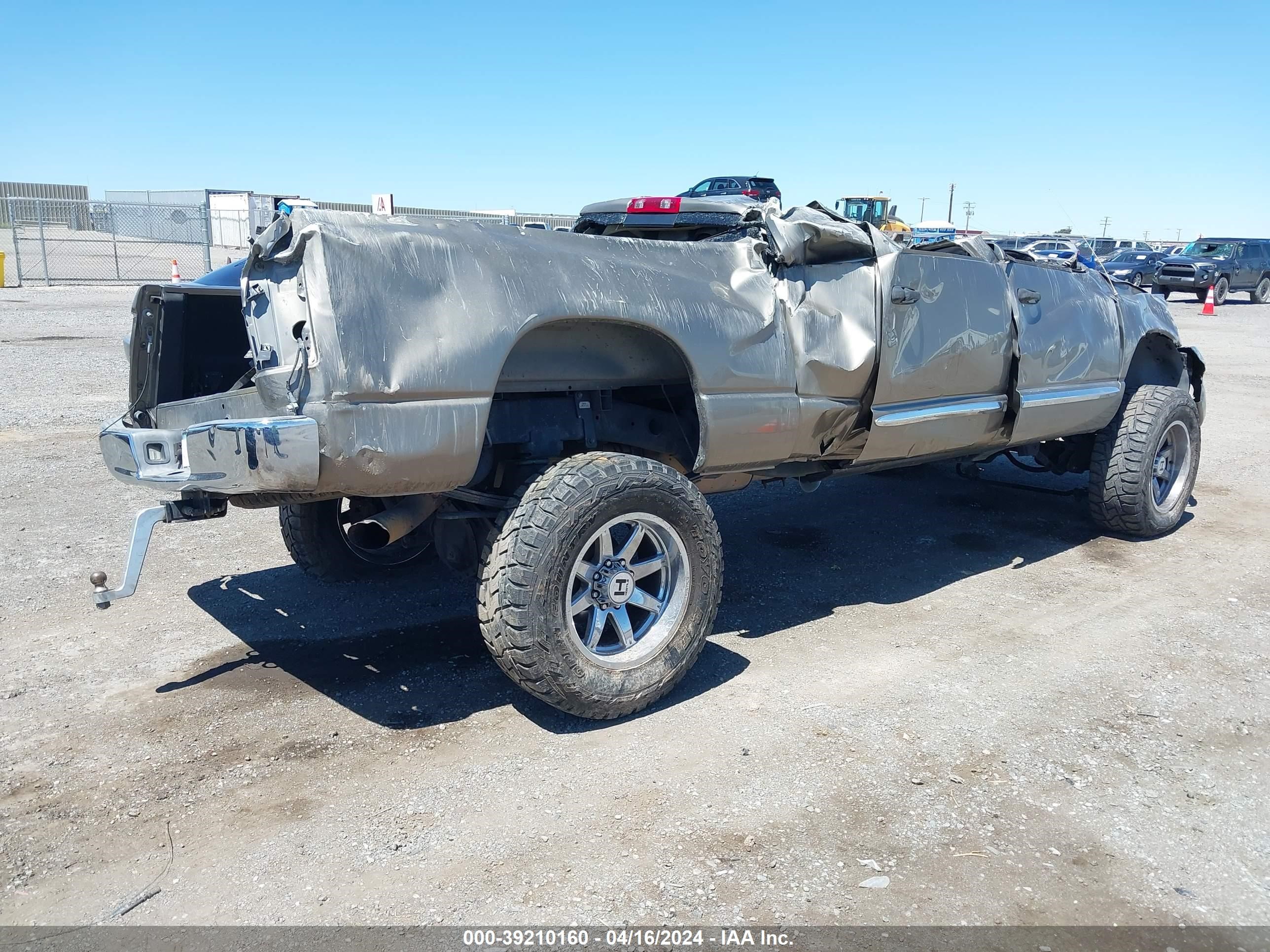 Photo 3 VIN: 3D7KS29CX7G756801 - DODGE RAM 