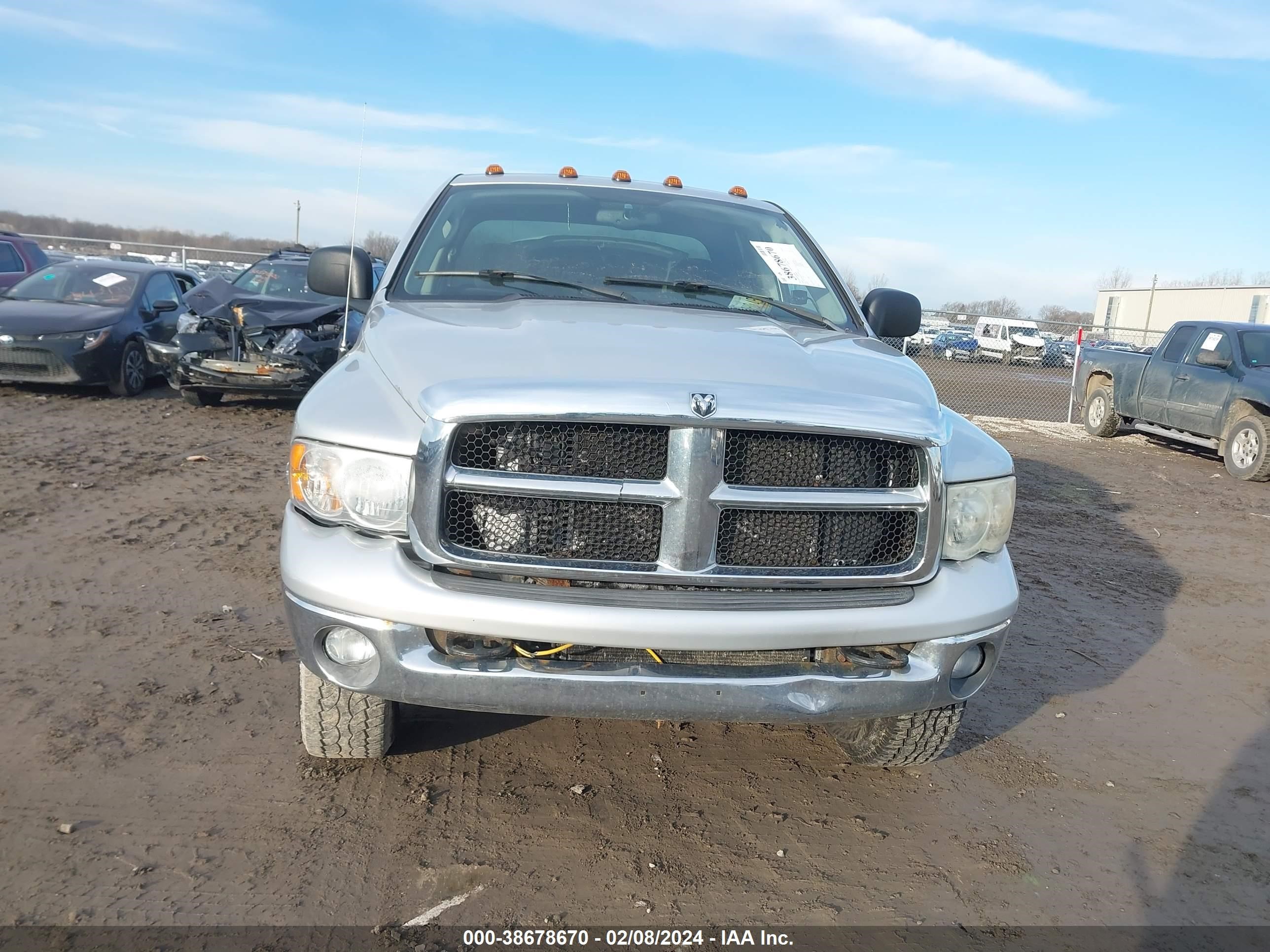 Photo 5 VIN: 3D7KU28C33G840819 - DODGE RAM 