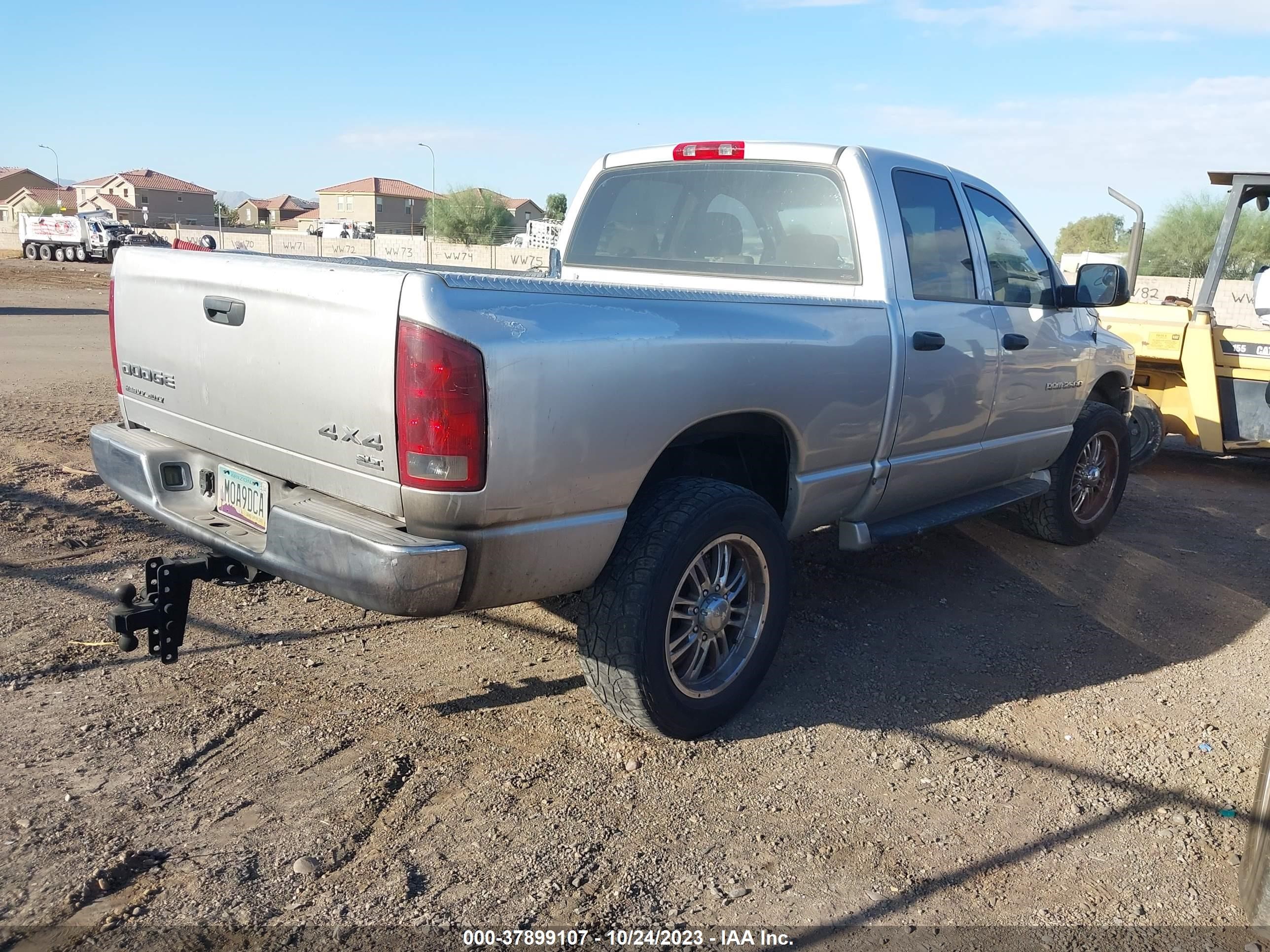 Photo 3 VIN: 3D7KU28C34G268412 - DODGE RAM 