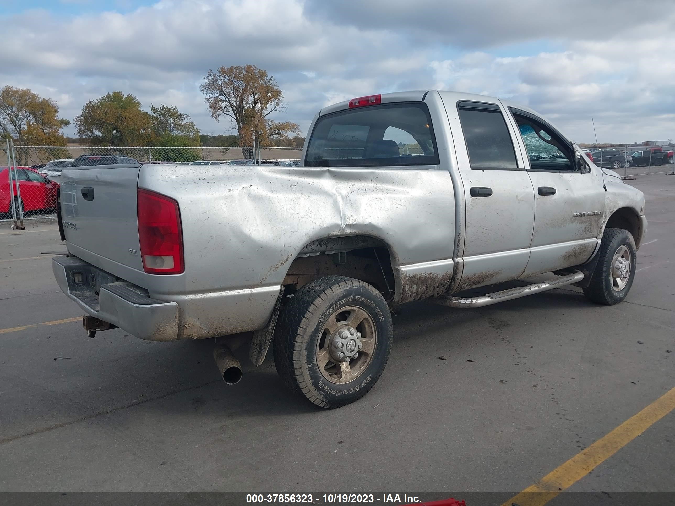 Photo 3 VIN: 3D7KU28C43G847133 - DODGE RAM 