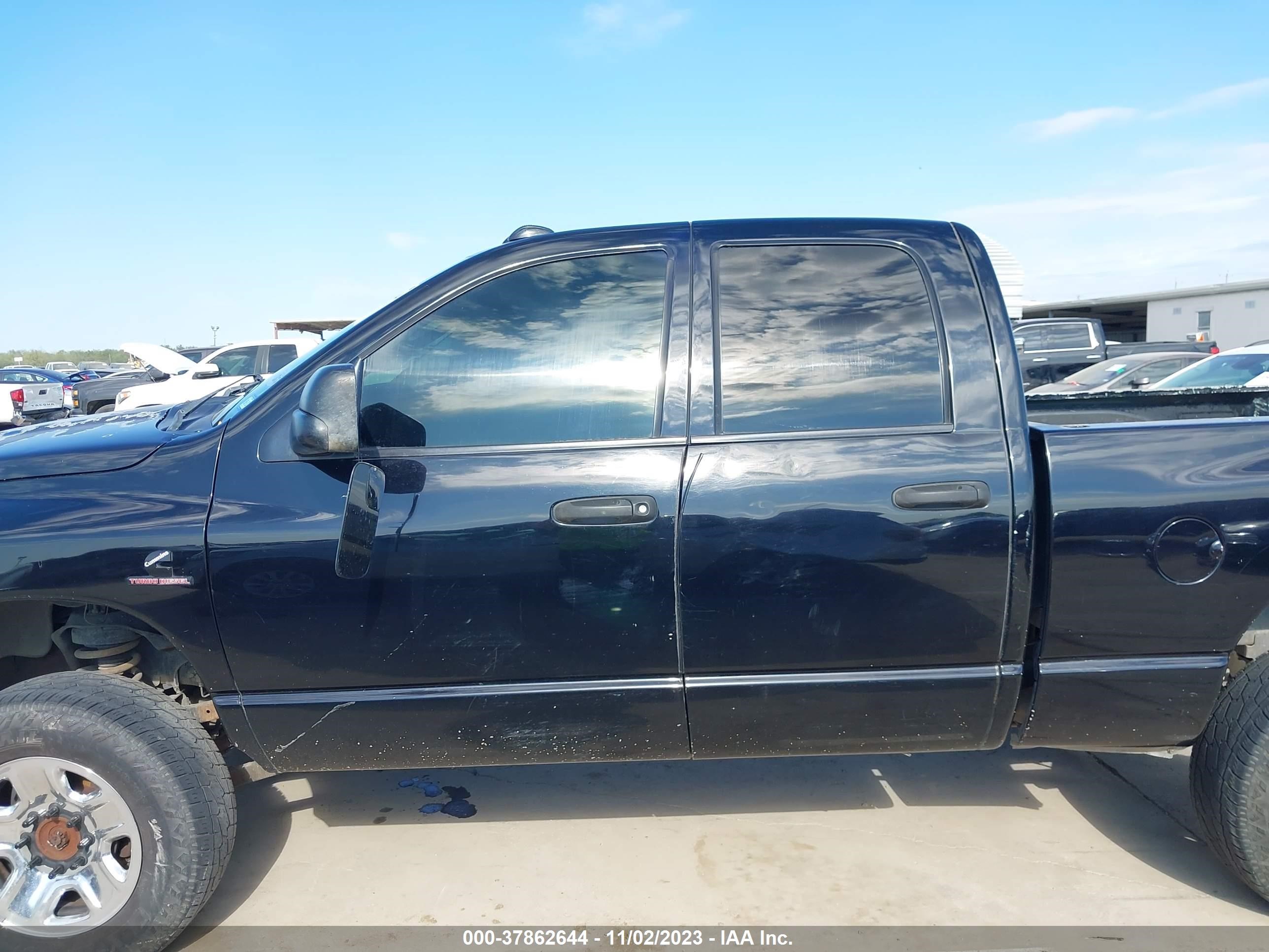 Photo 13 VIN: 3D7KU28CX3G787973 - DODGE RAM 