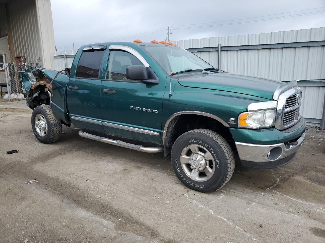 Photo 3 VIN: 3D7KU28CX4G126137 - DODGE RAM 