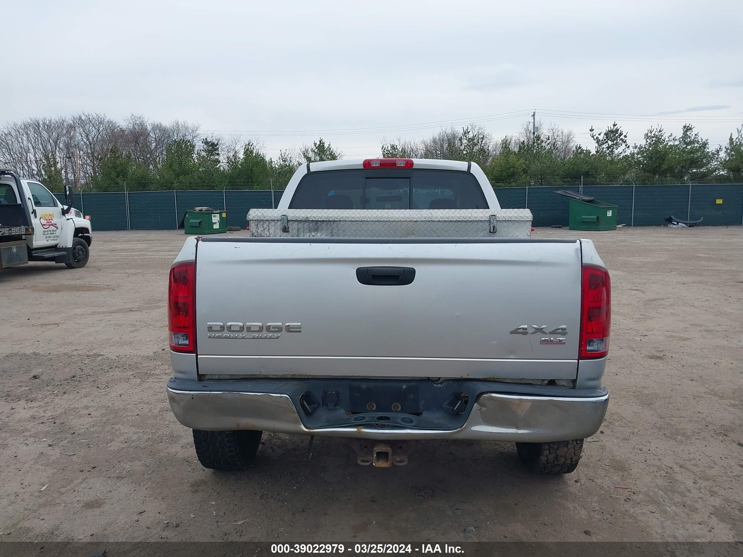 Photo 15 VIN: 3D7KU28D03G759415 - DODGE RAM 