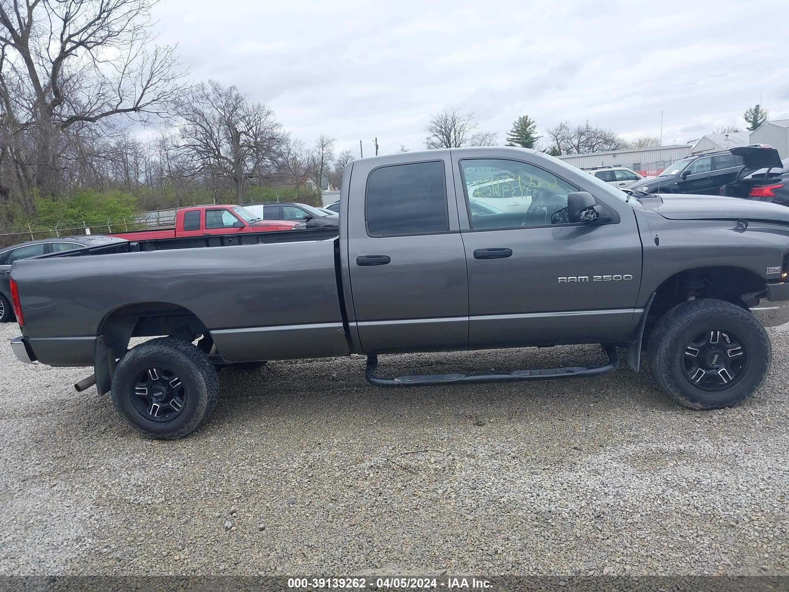 Photo 13 VIN: 3D7KU28D63G716049 - DODGE RAM 