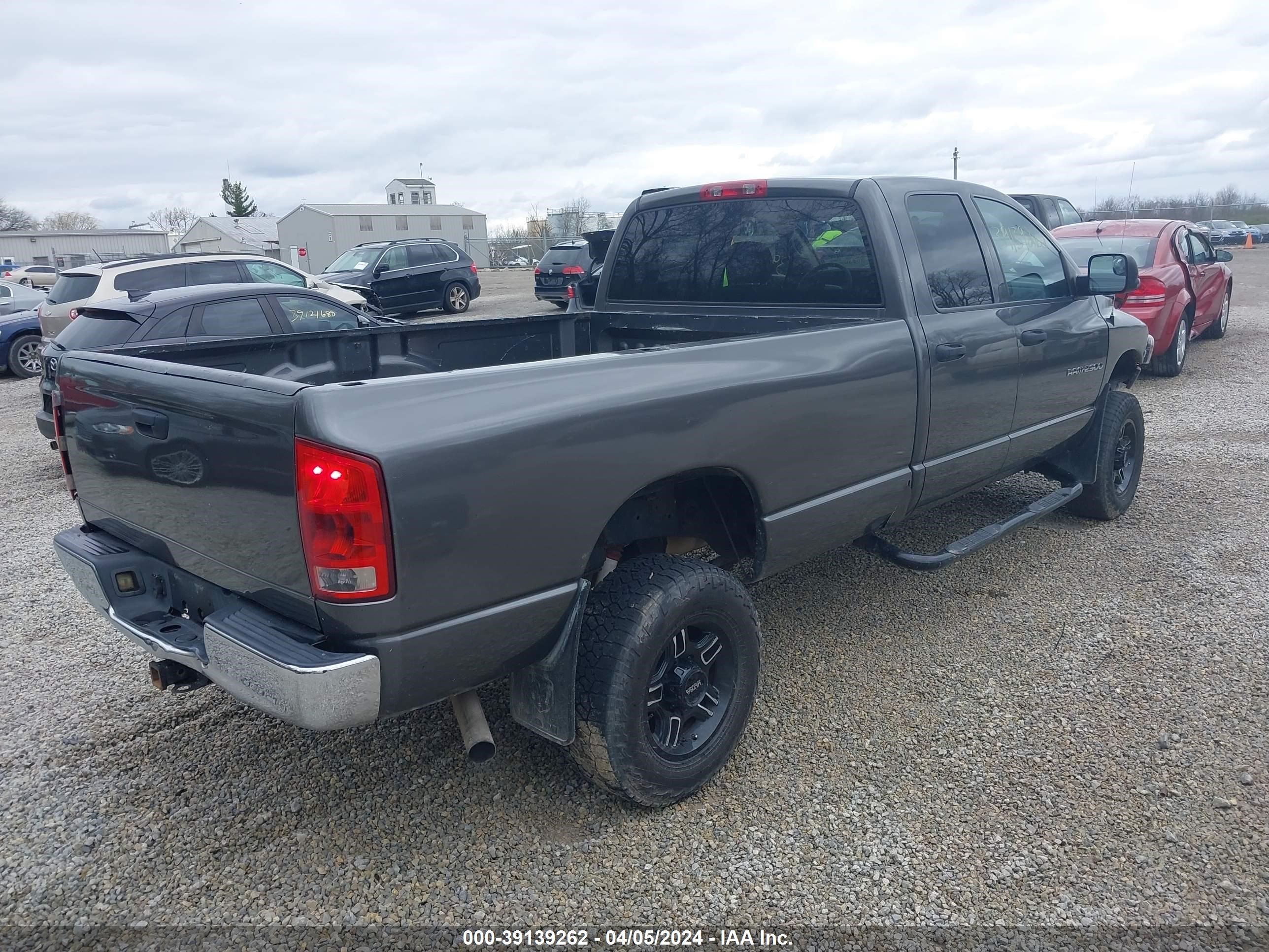 Photo 3 VIN: 3D7KU28D63G716049 - DODGE RAM 