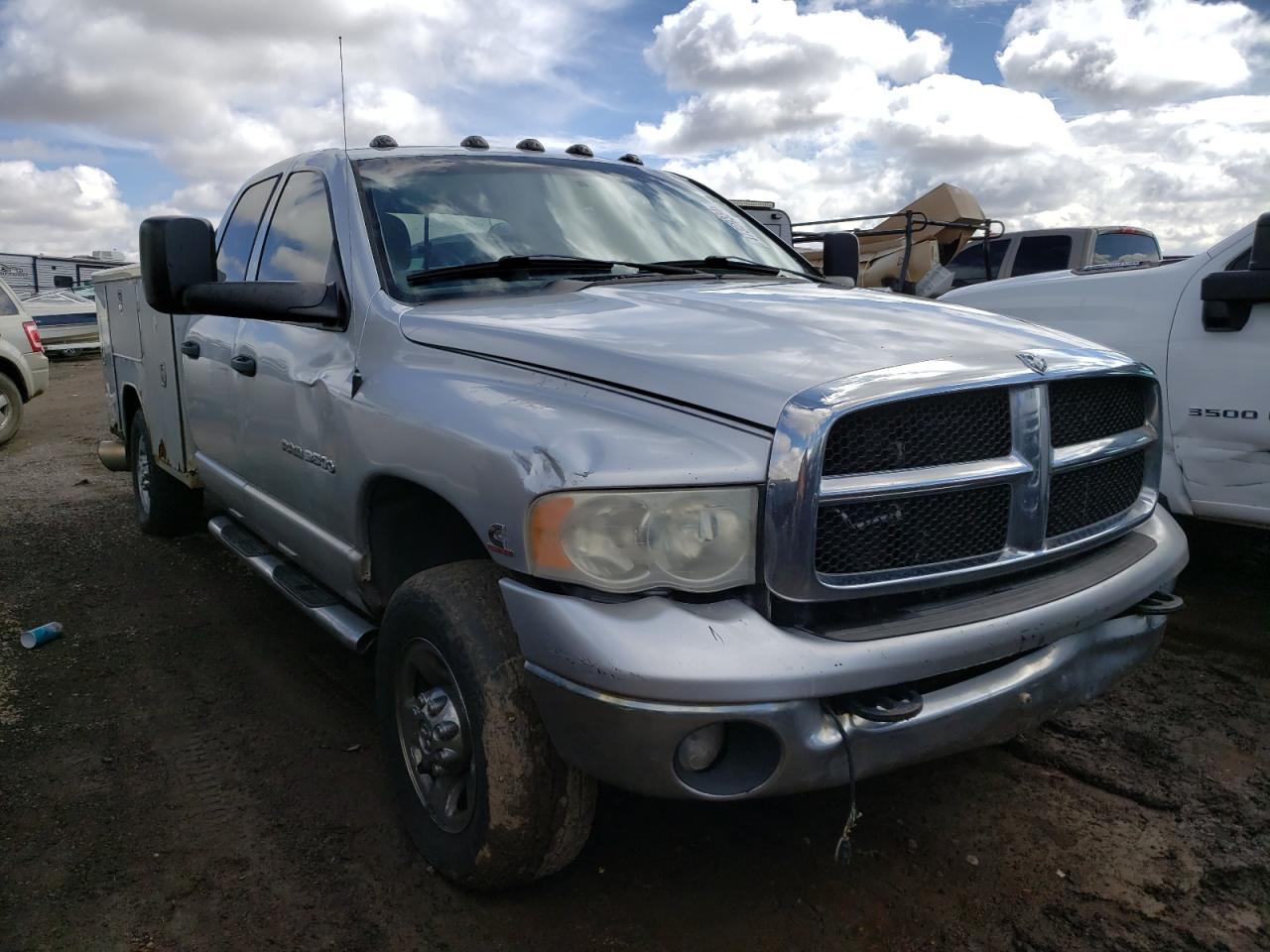 Photo 3 VIN: 3D7LS38C25G797769 - DODGE RAM 