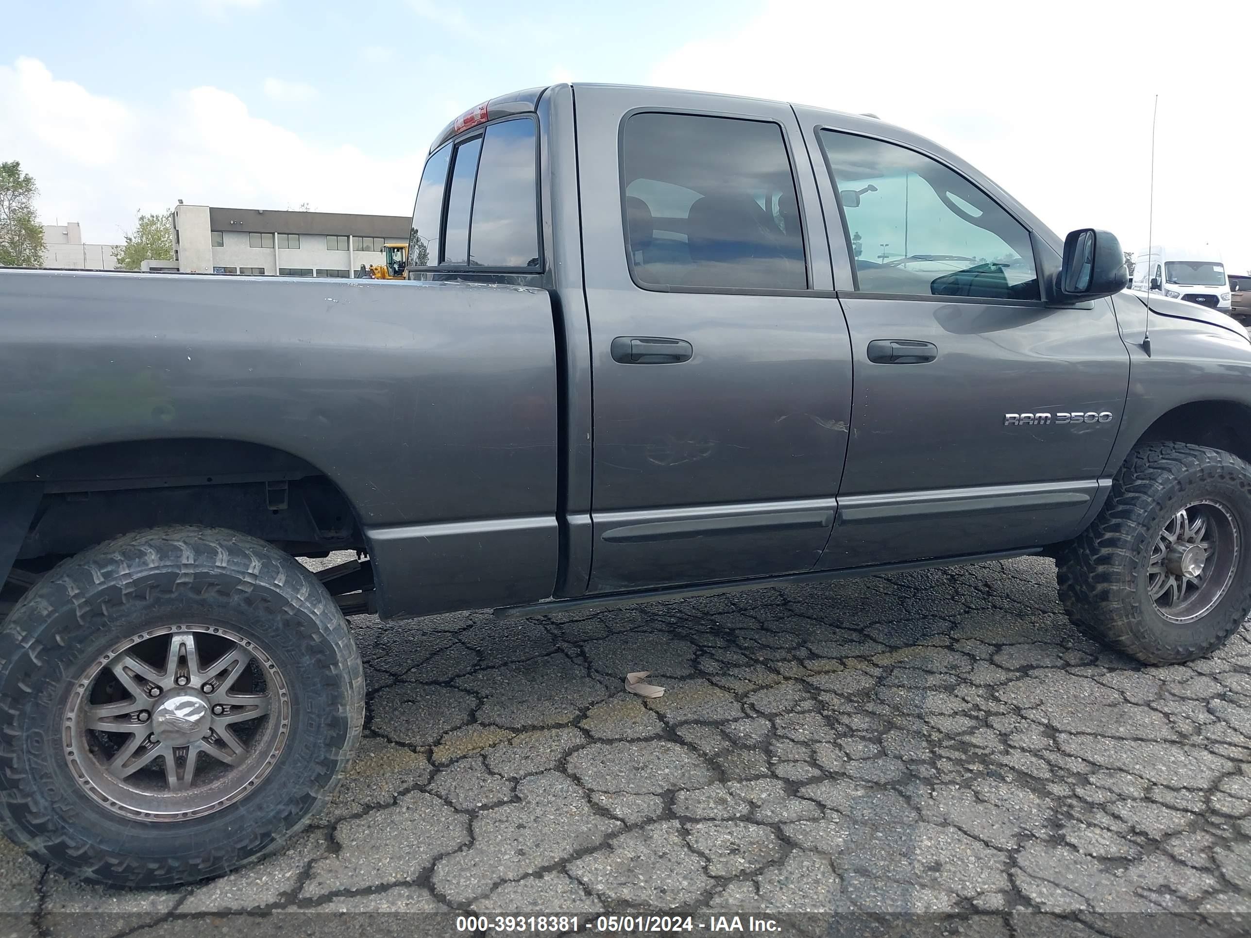 Photo 12 VIN: 3D7LU38693G736890 - DODGE RAM 