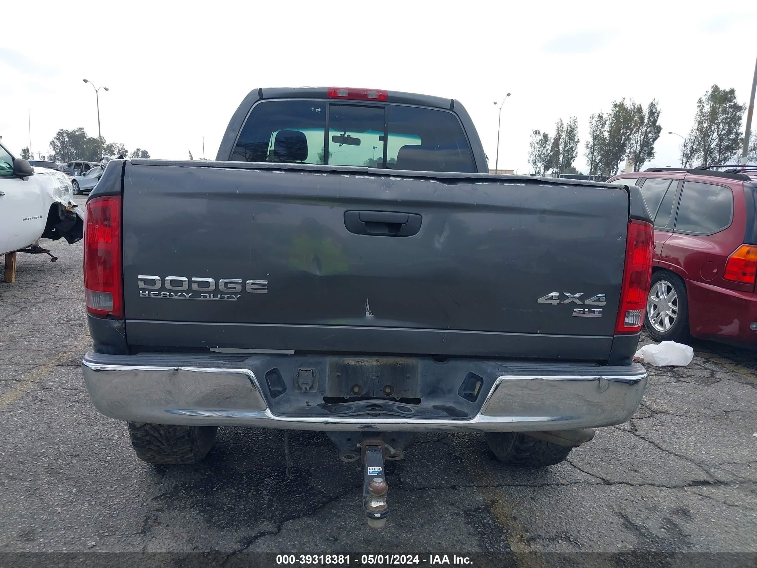 Photo 15 VIN: 3D7LU38693G736890 - DODGE RAM 