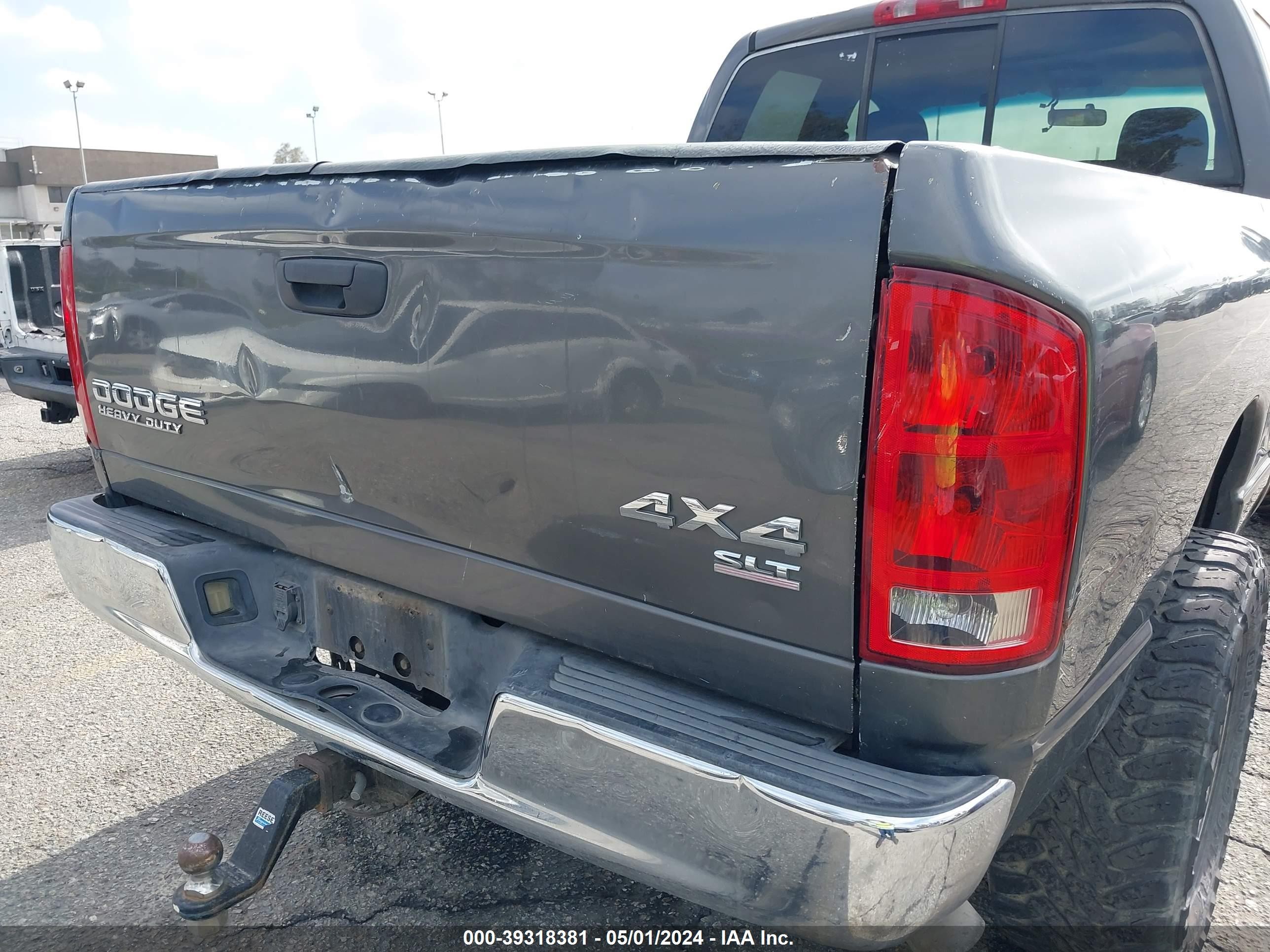 Photo 16 VIN: 3D7LU38693G736890 - DODGE RAM 