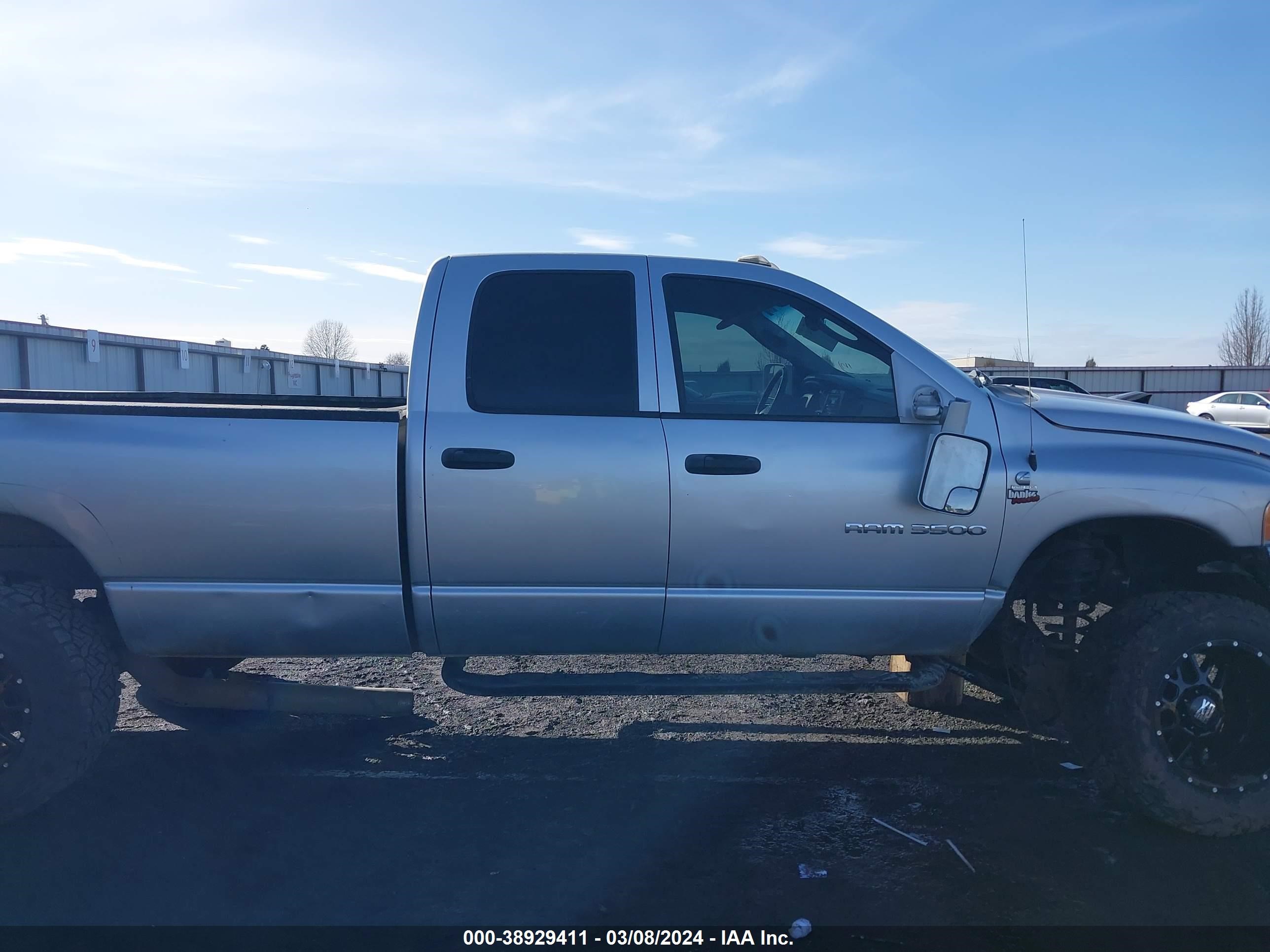 Photo 13 VIN: 3D7LU38C43G706783 - DODGE RAM 