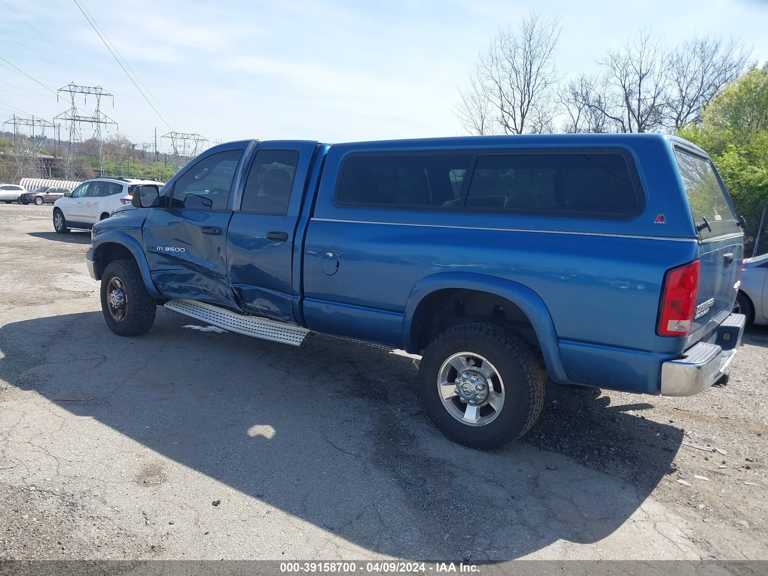 Photo 2 VIN: 3D7LU38C93G852211 - DODGE RAM 