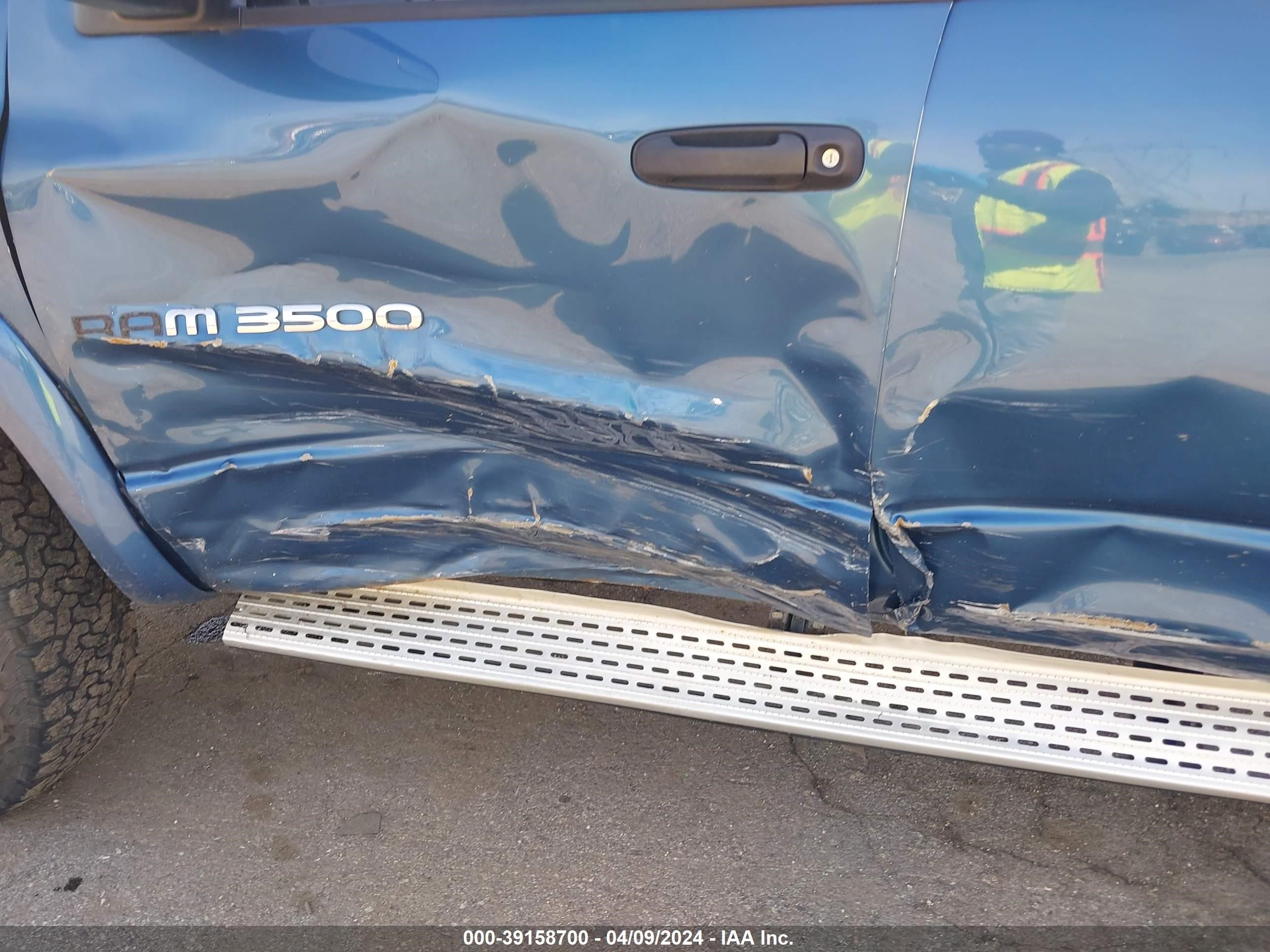 Photo 5 VIN: 3D7LU38C93G852211 - DODGE RAM 