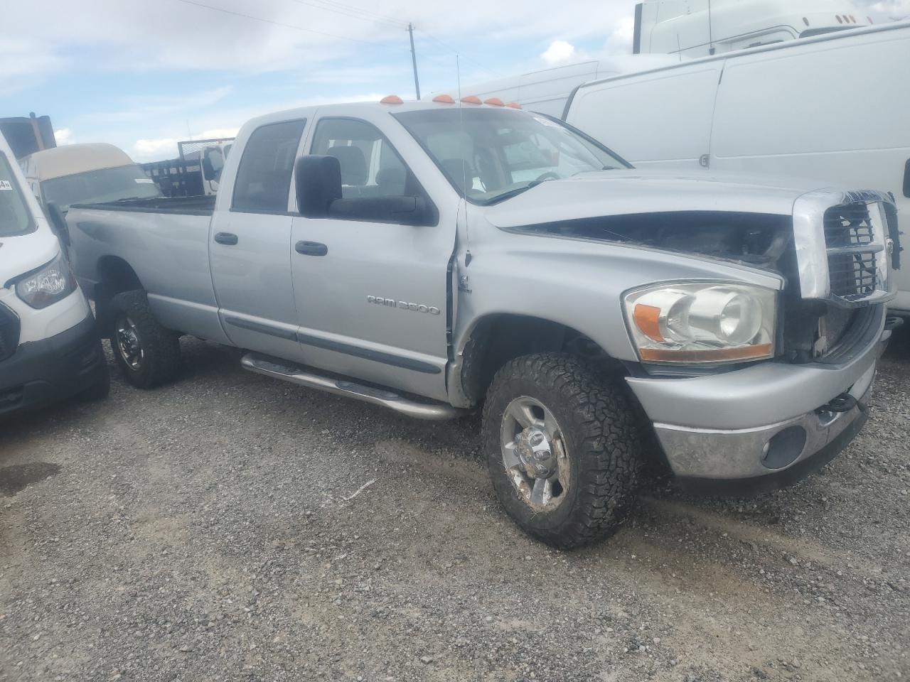 Photo 3 VIN: 3D7LX38C06G279386 - DODGE RAM 