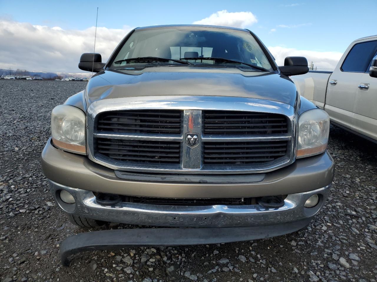 Photo 4 VIN: 3D7LX39C56G188757 - DODGE RAM 