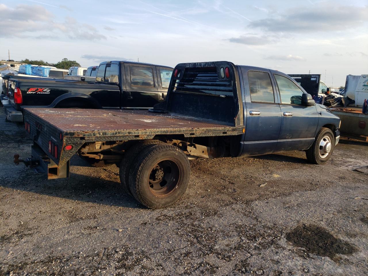 Photo 2 VIN: 3D7MA48C34G169490 - DODGE RAM 