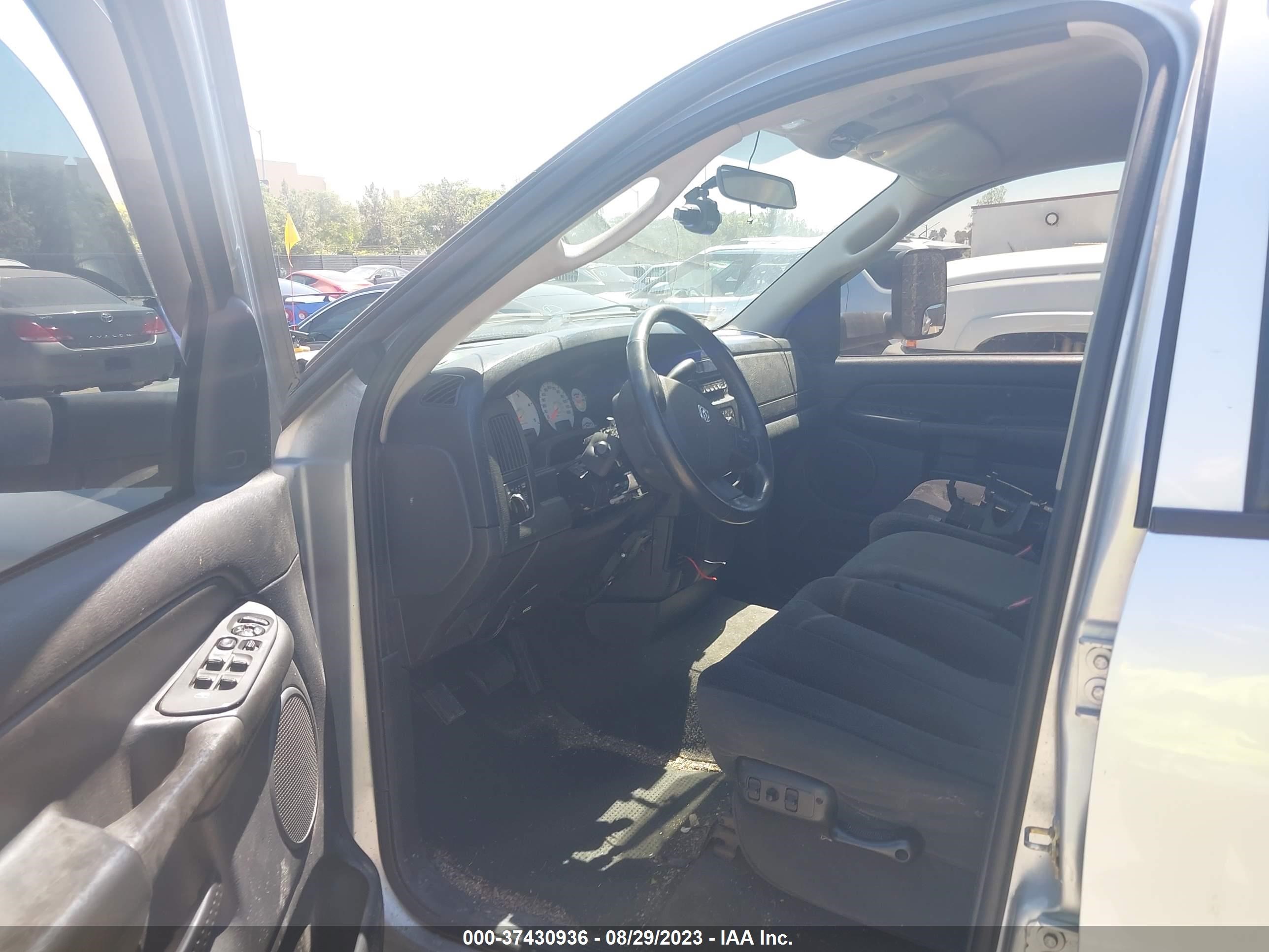 Photo 4 VIN: 3D7MA48CX4G169521 - DODGE RAM 